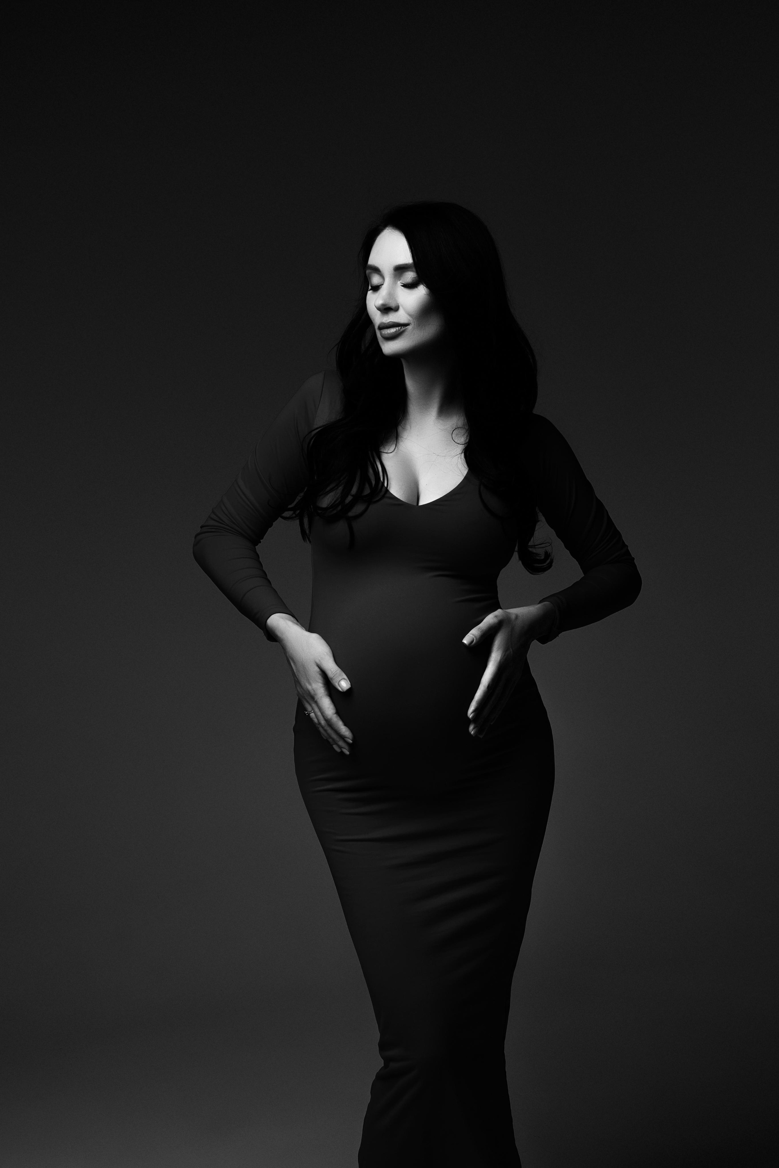 Беременность. Фотограф беременности в стиле минимализм г. Сочи Илина Гринева