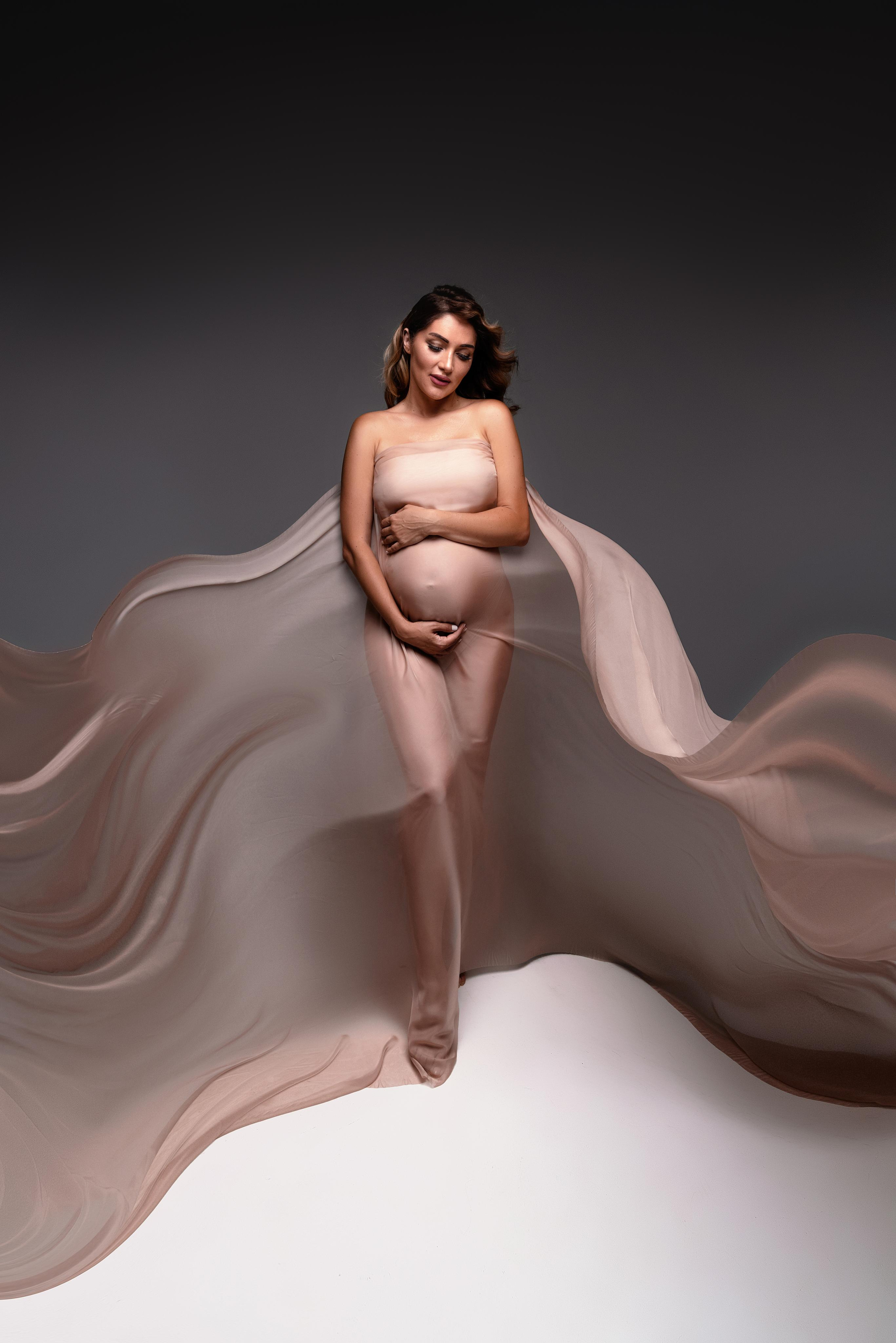 Фотограф беременности в стиле минимализм г. Сочи Илина Гринева