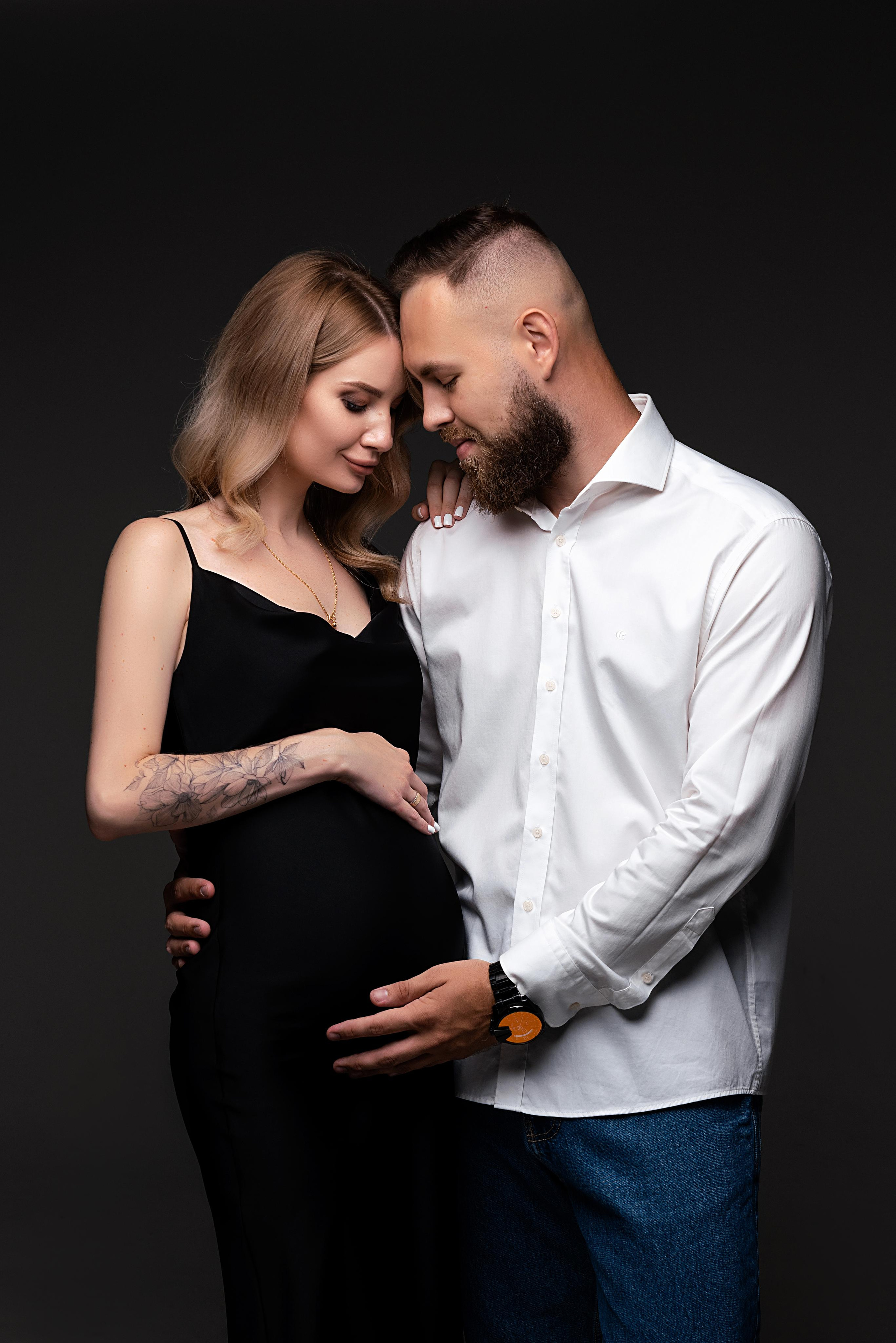 Беременность. Фотограф беременности в стиле минимализм г. Сочи Илина Гринева