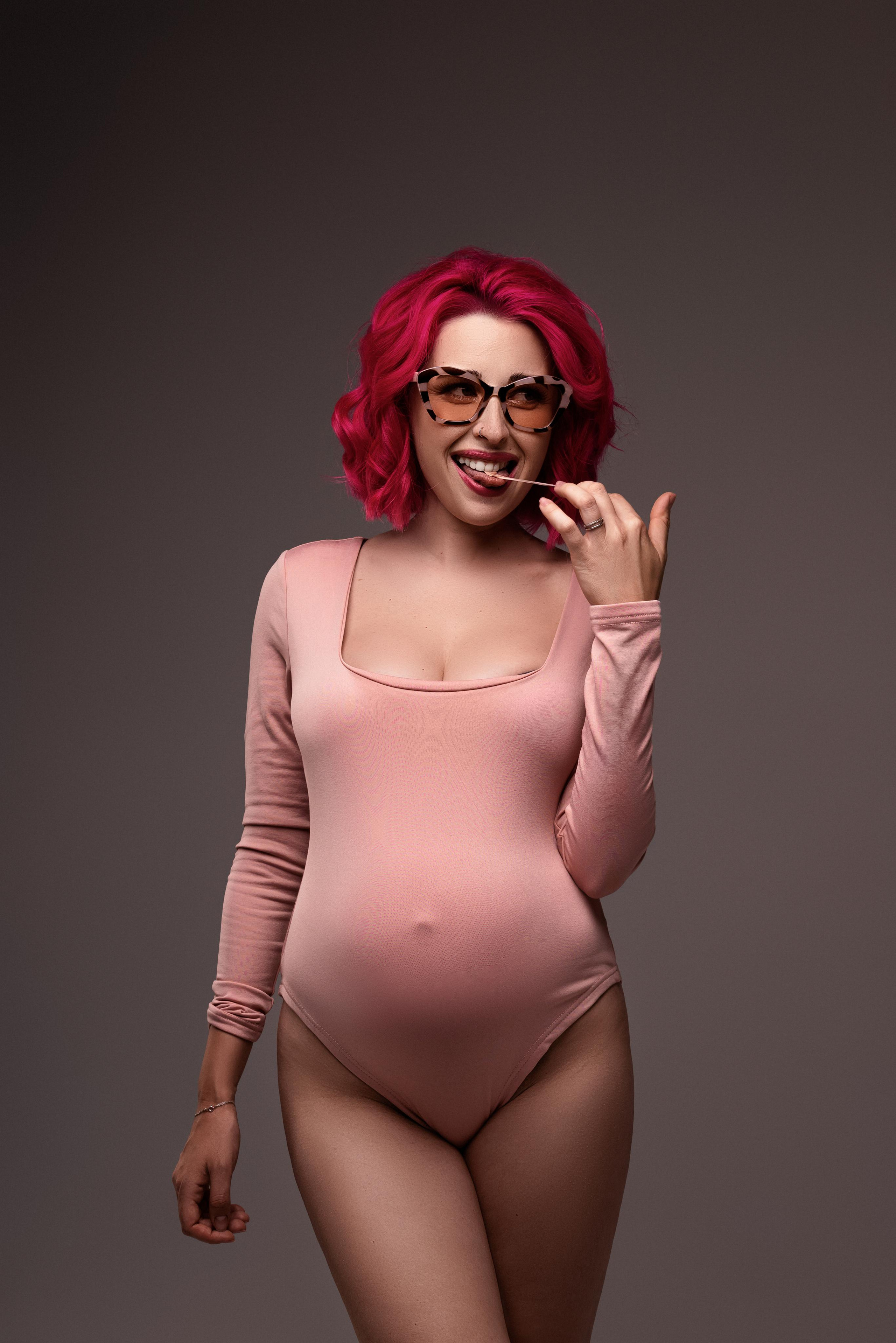 Беременность. Фотограф беременности в стиле минимализм г. Сочи Илина Гринева