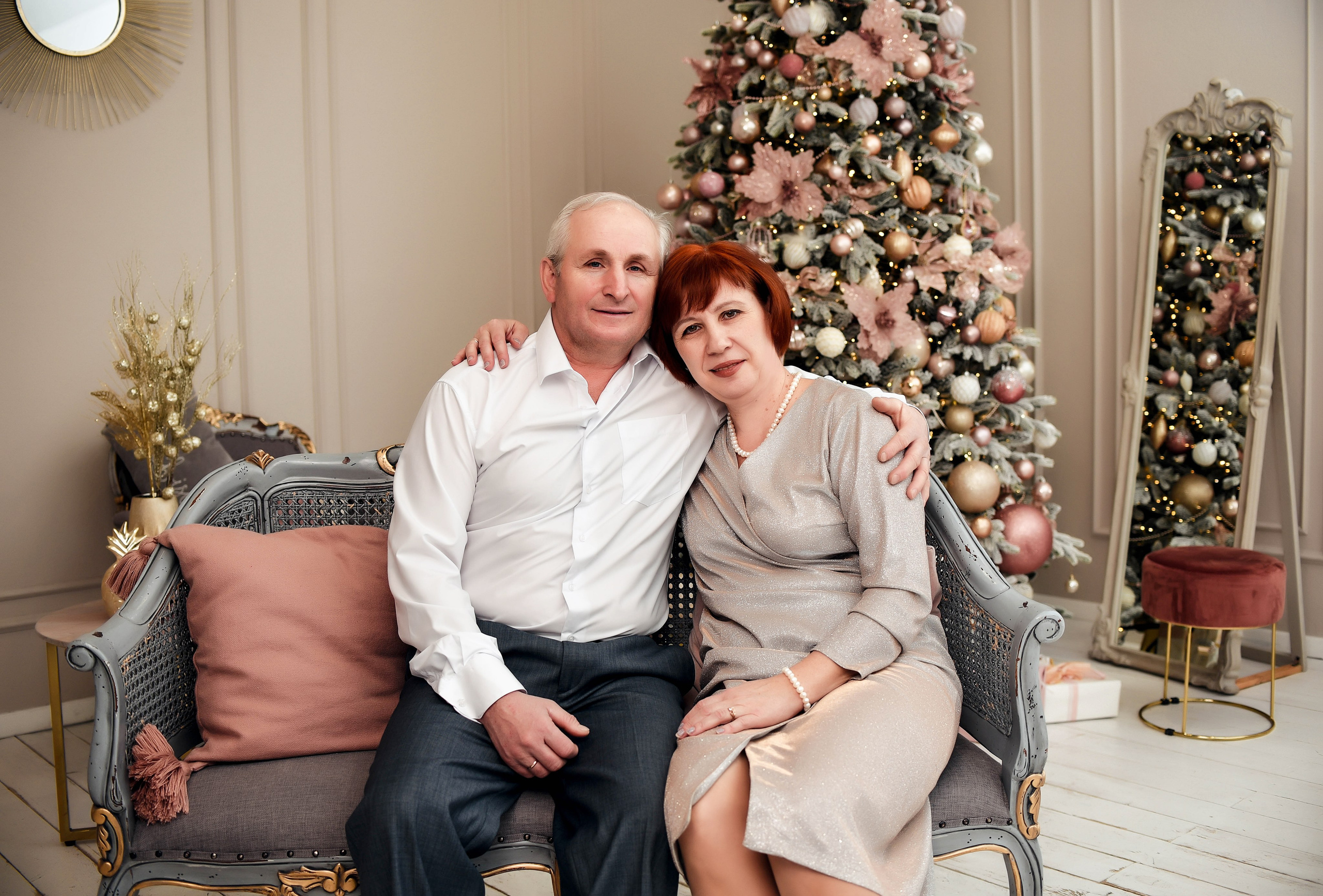 Новогодняя семейная. Свадебный, семейный, детский, контент фотограф в Омске Максим Ильин