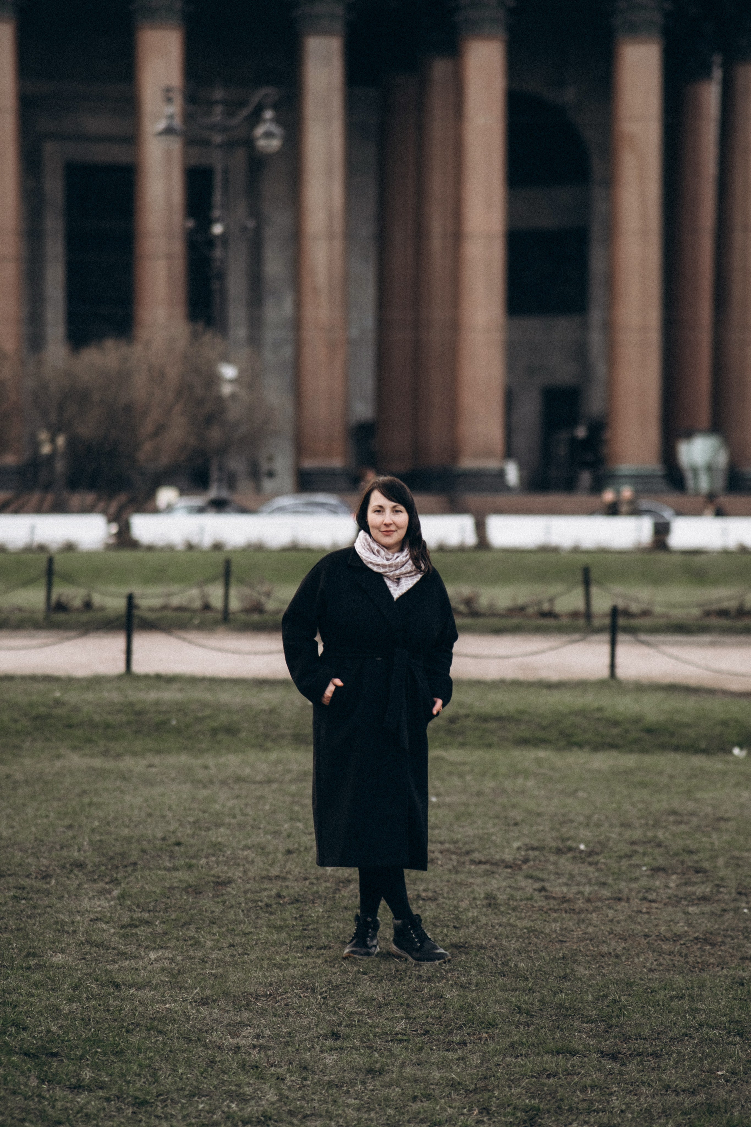 Прогулка у Исаакиевского собора. Фотограф в Санкт-Петербурге Кристина Брянская