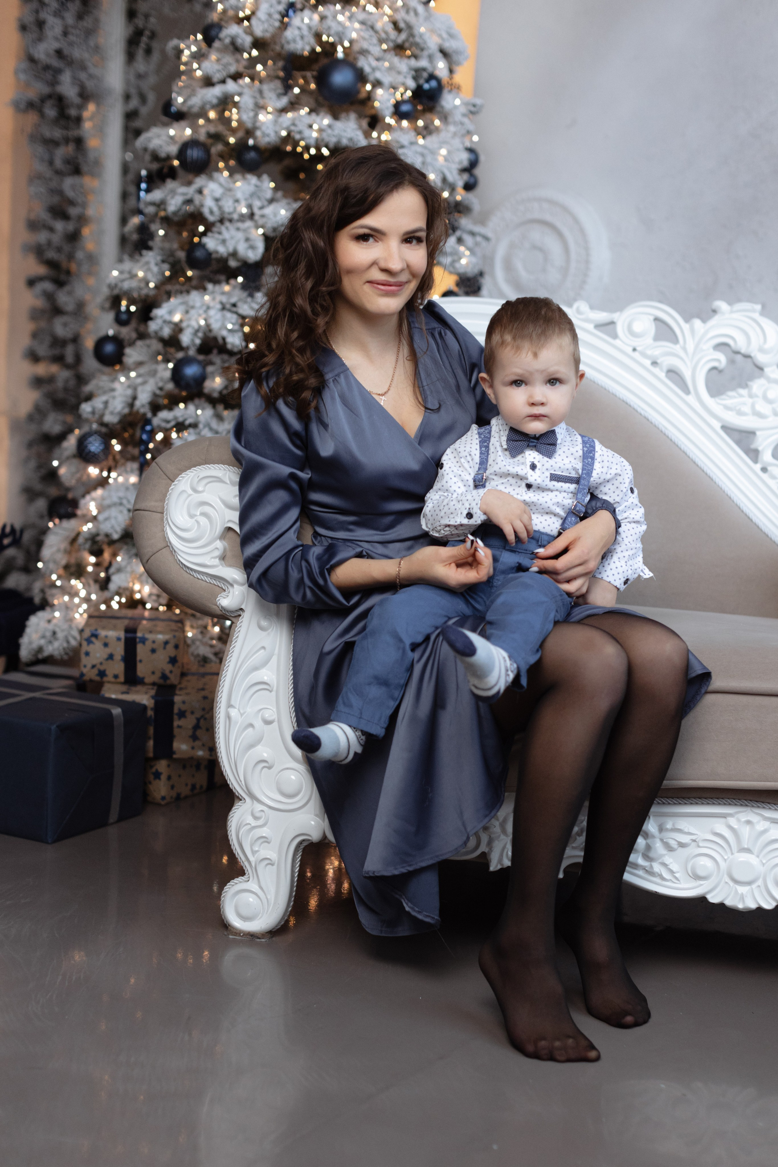 Новогодняя съемка в Мун (зал Классический). Фотограф беременности и новорожденных в Красноярске Вета Ланская