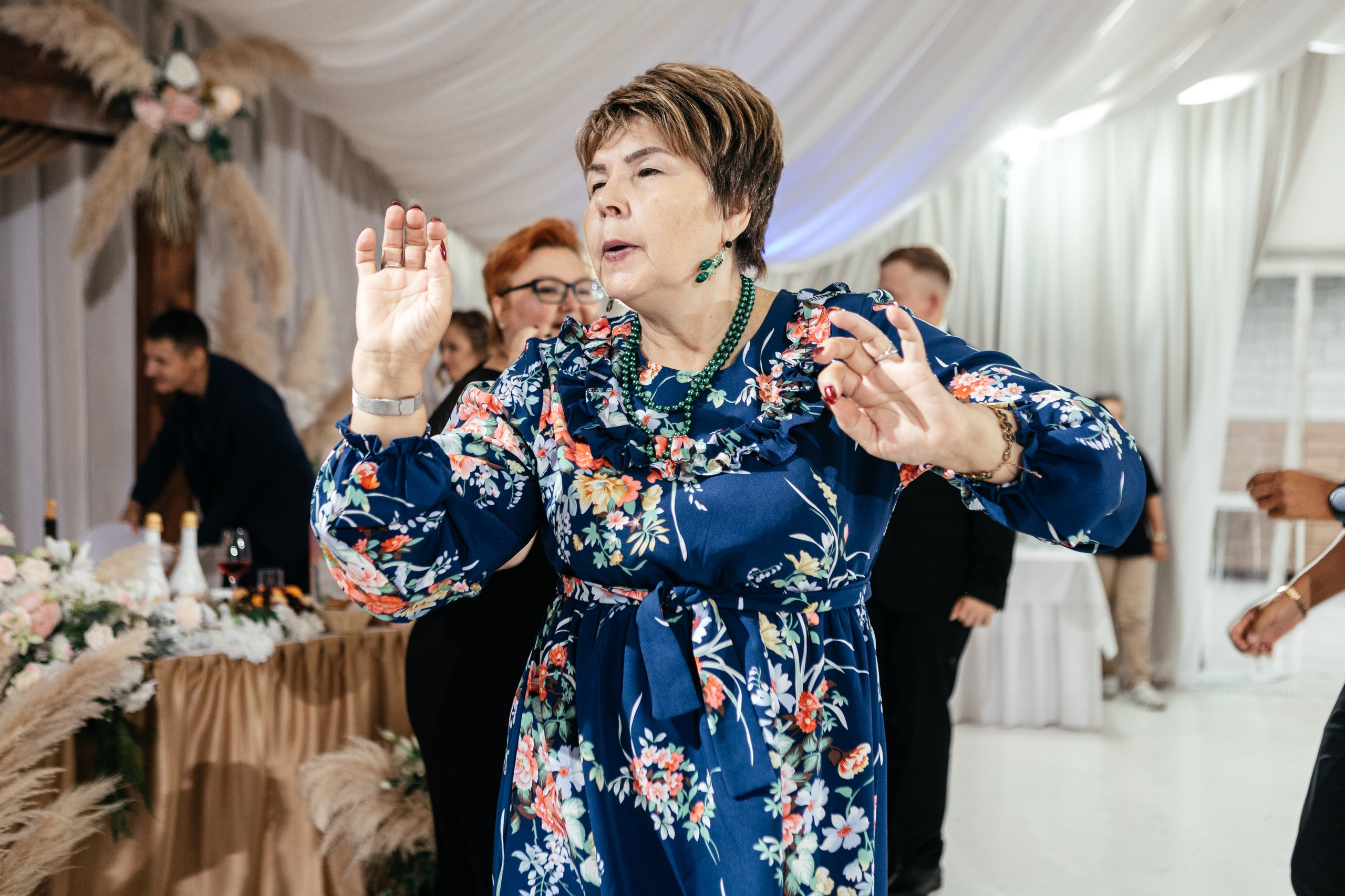 Свадебный фотограф Уфа — Руслан ГабдлисламовЖивые эмоции, красивые кадры, воспоминания на всю жизнь.Работаю по всей Республике Башкортоста. Свадебный фотограф Уфа Руслан Габдлисламов