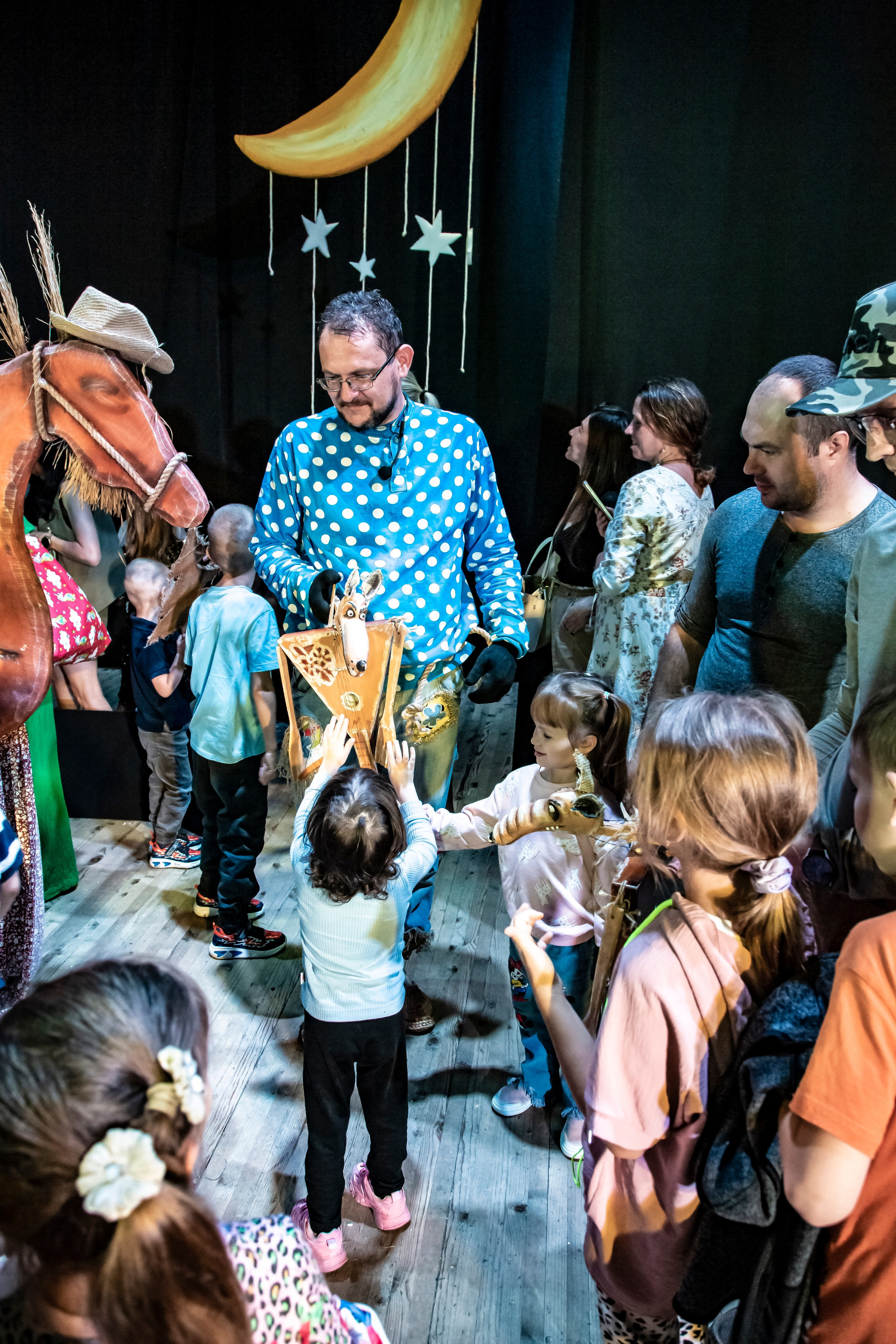 Лапотные сказки спектакль театра Саквояж. Фотограф в Сочи Юрий Шептаев