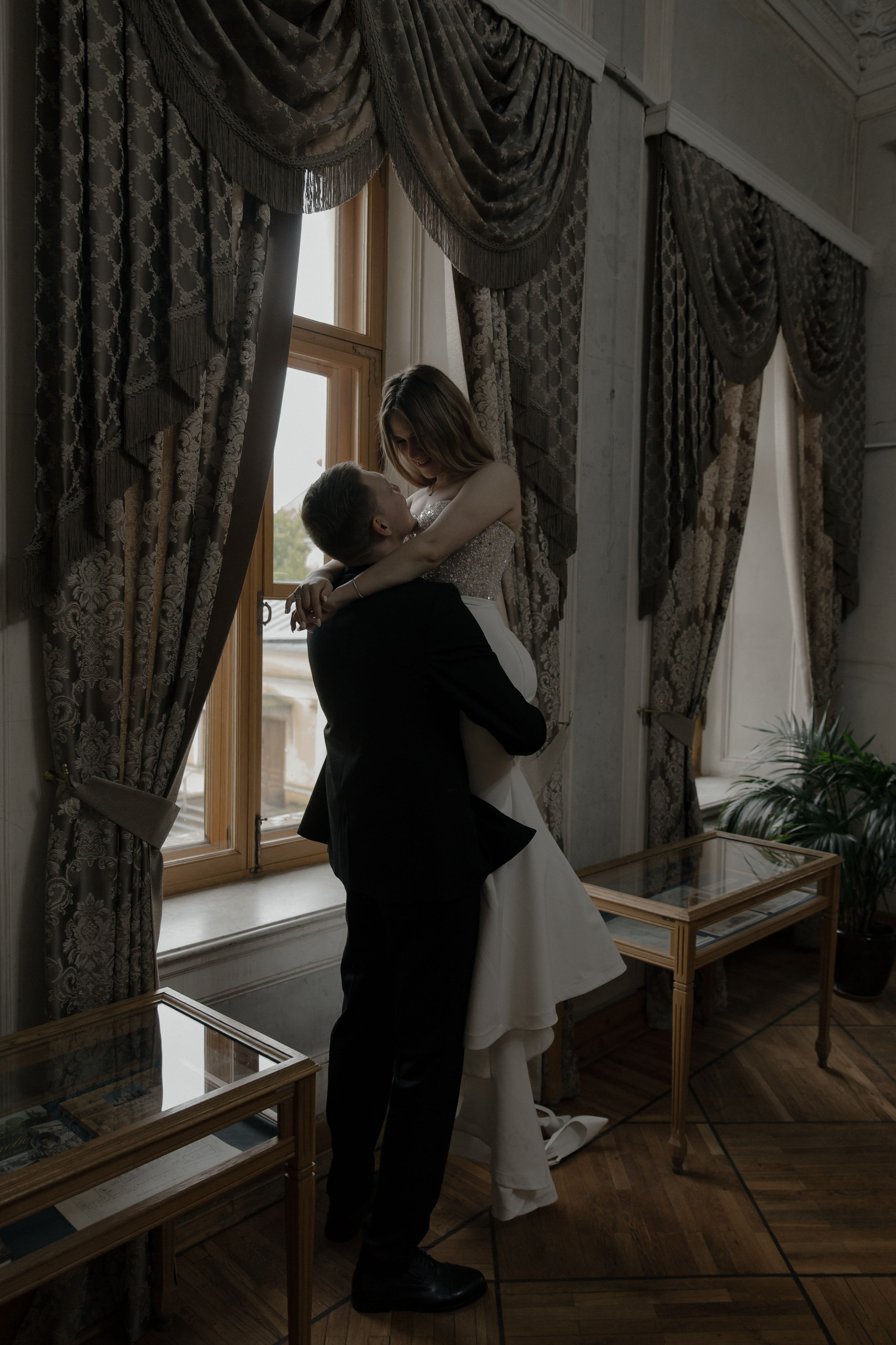 07.05.2024. RETOUCH-HOUSE