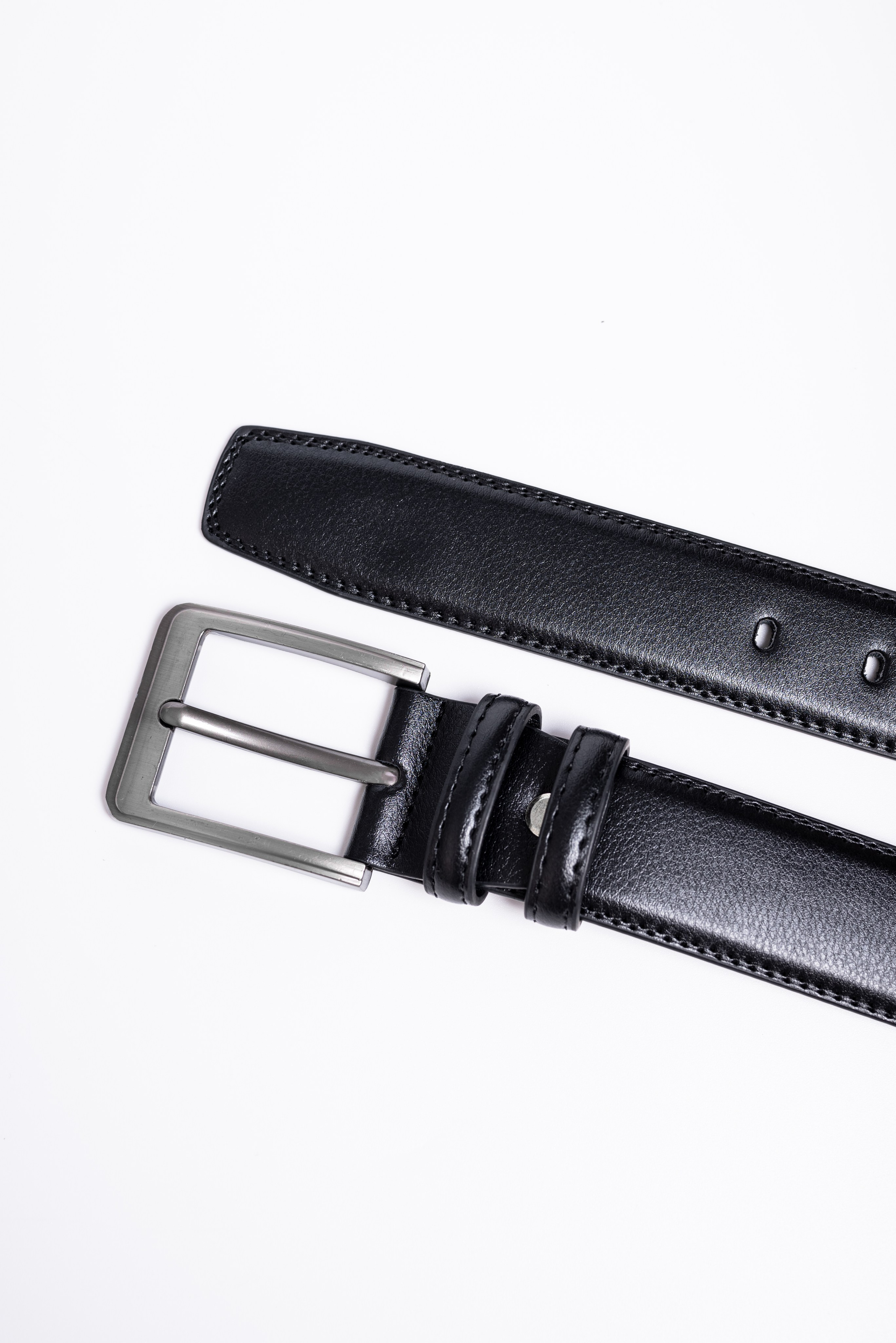 Ремень. Предметный фотограф, фото для маркетплейсов Пятигорск, КМВ