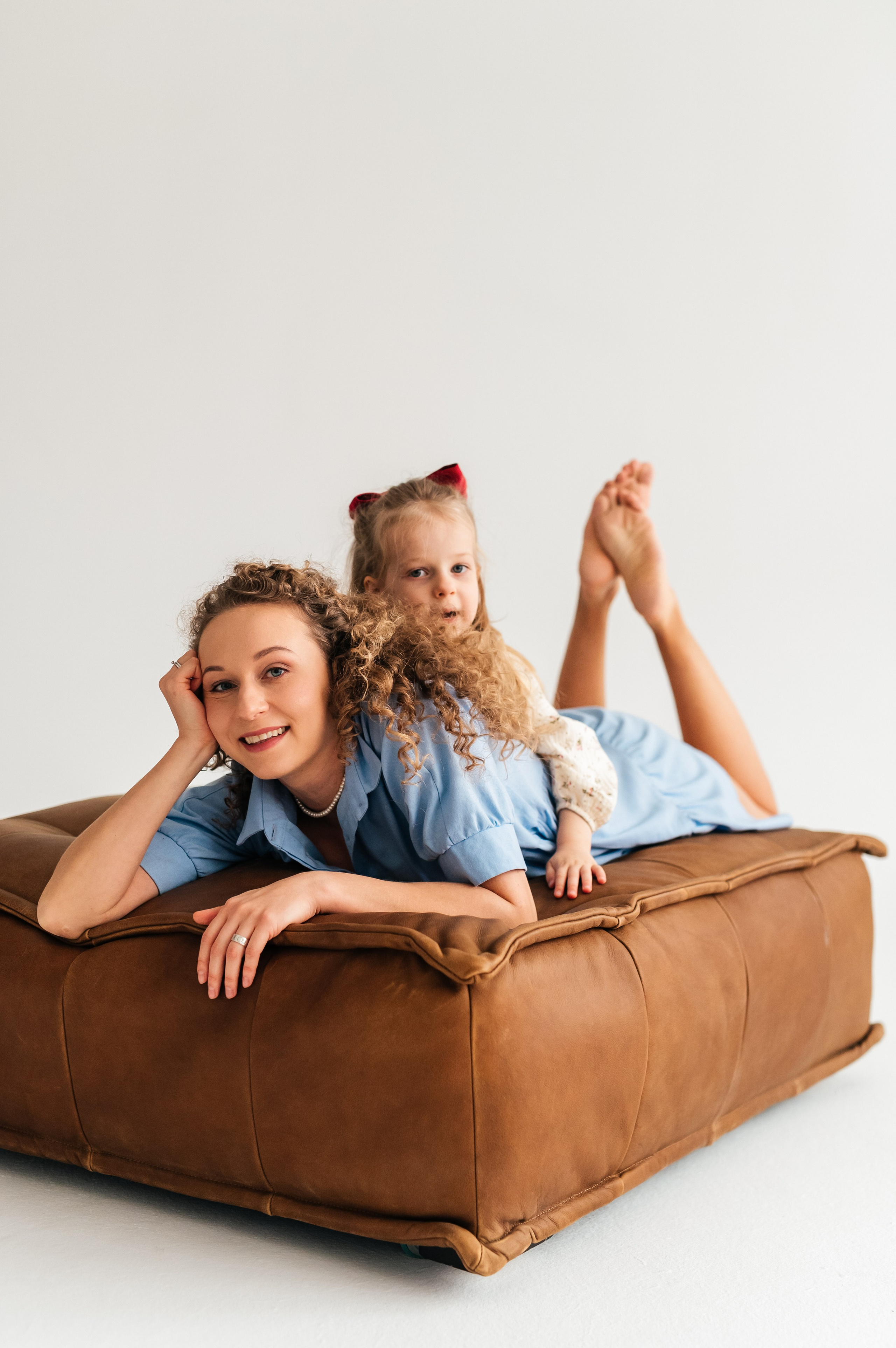 Январская егоза в фотостудии. Семейный фотограф. Lifestyle. Москва. Анастасия Михайлова