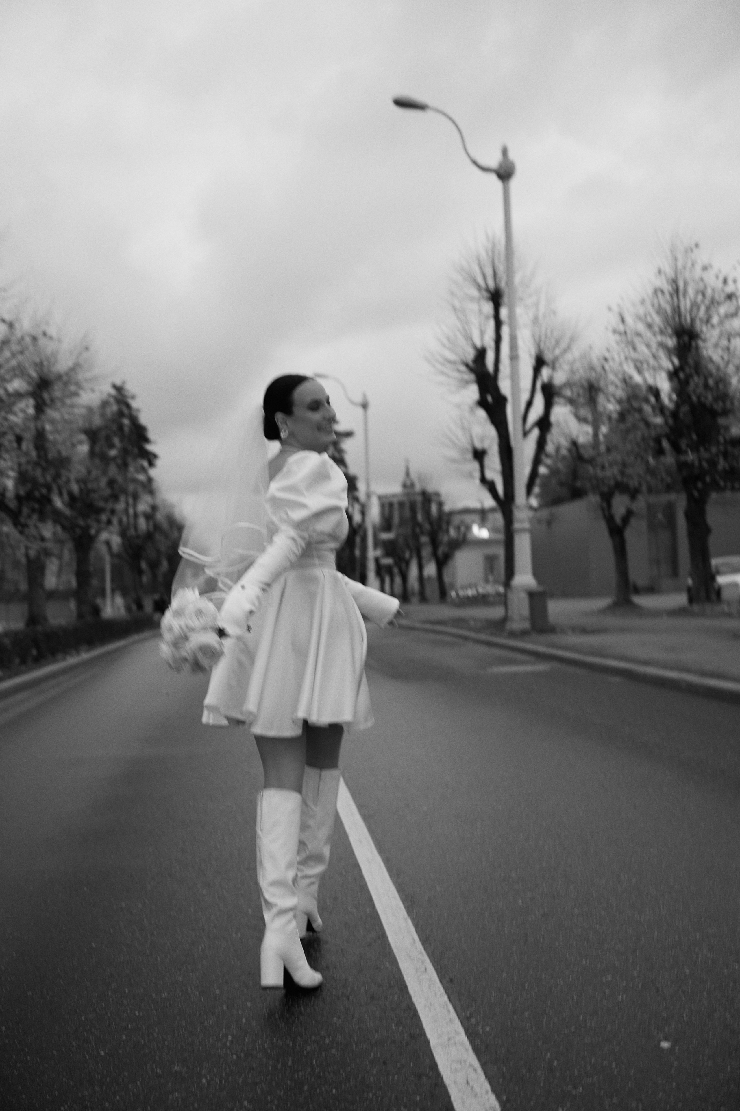 Елизавета и Артем. Роспись ВДНХ. Любовь Юсупова. Фотограф