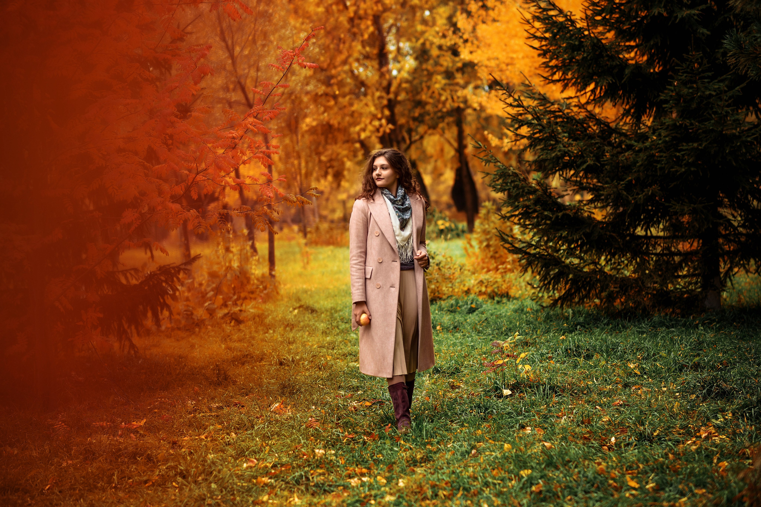Осенняя прогулочная. Свадебный, семейный, детский, контент фотограф в Омске Максим Ильин