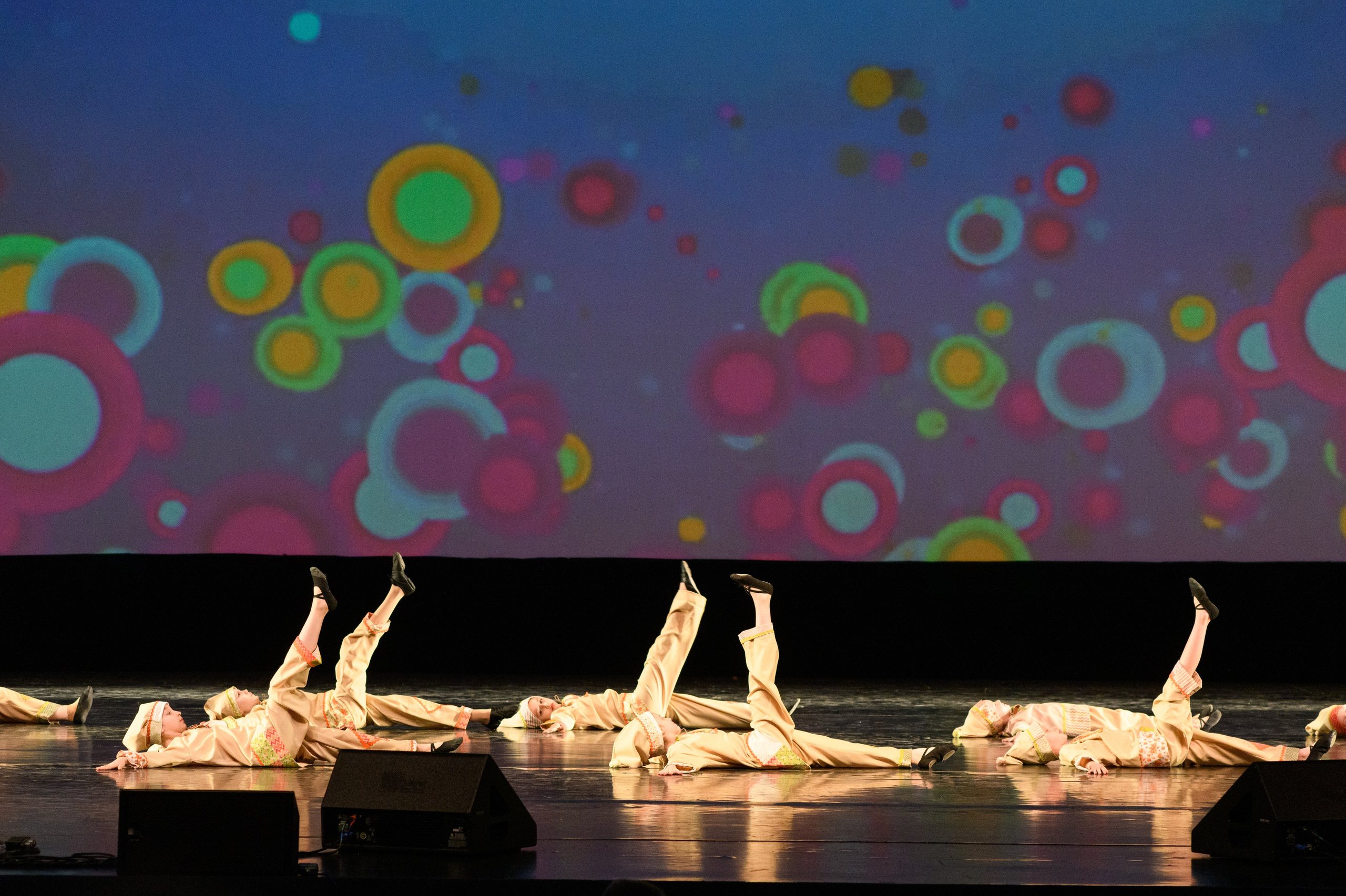 23 апреля, часть 2, БКЗ Октябрьский, г. Санкт-Петербург. Золотое яблочко