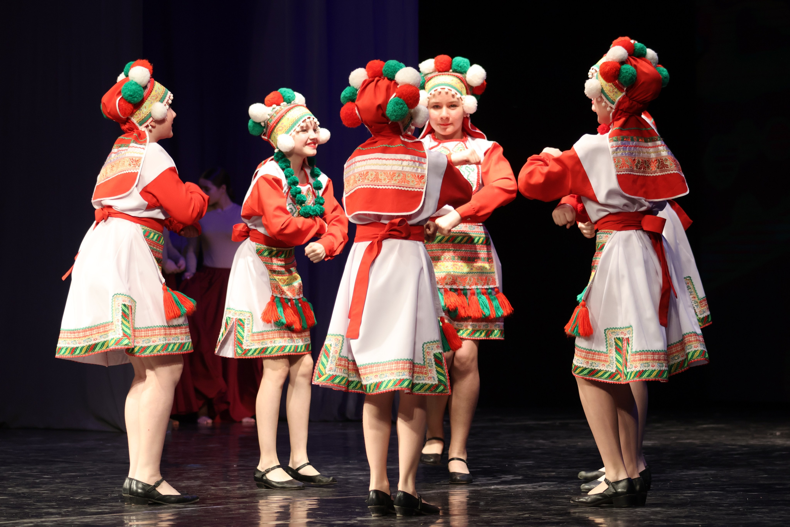 13 апреля, г. Томск. Золотое яблочко