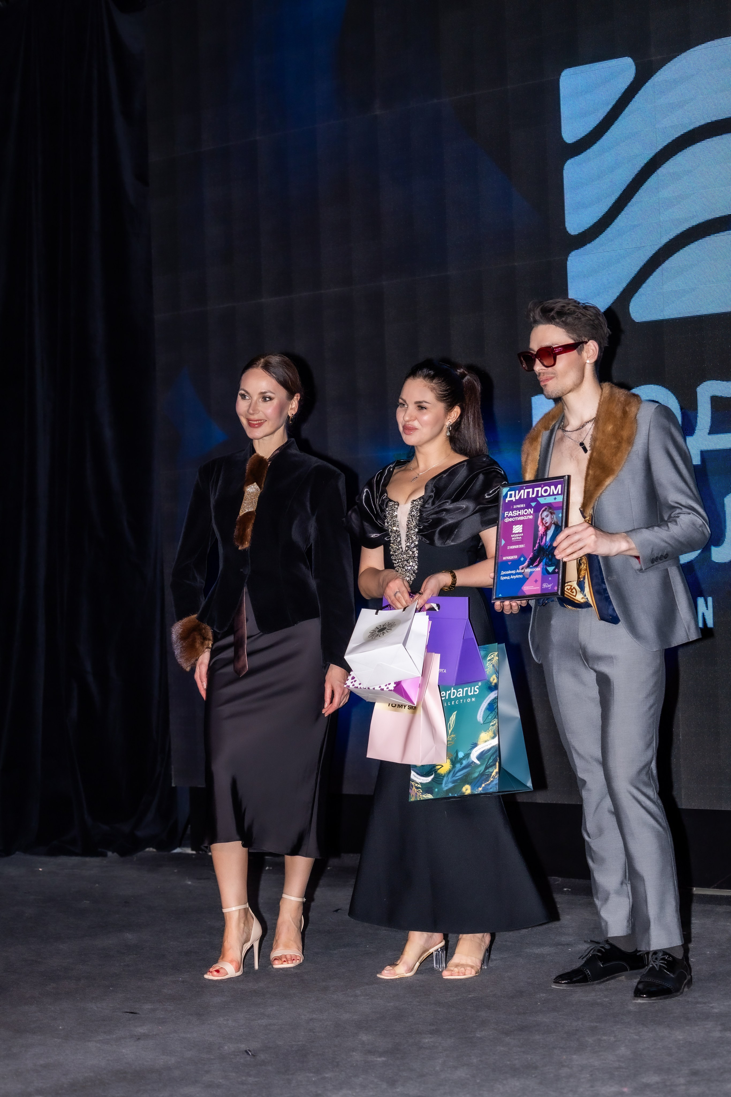 Модный показ Бренд AnyAmo на Модной волне. Студия фото, видеографии и мультимедийного дизайна в Москве Multi Frame Studio