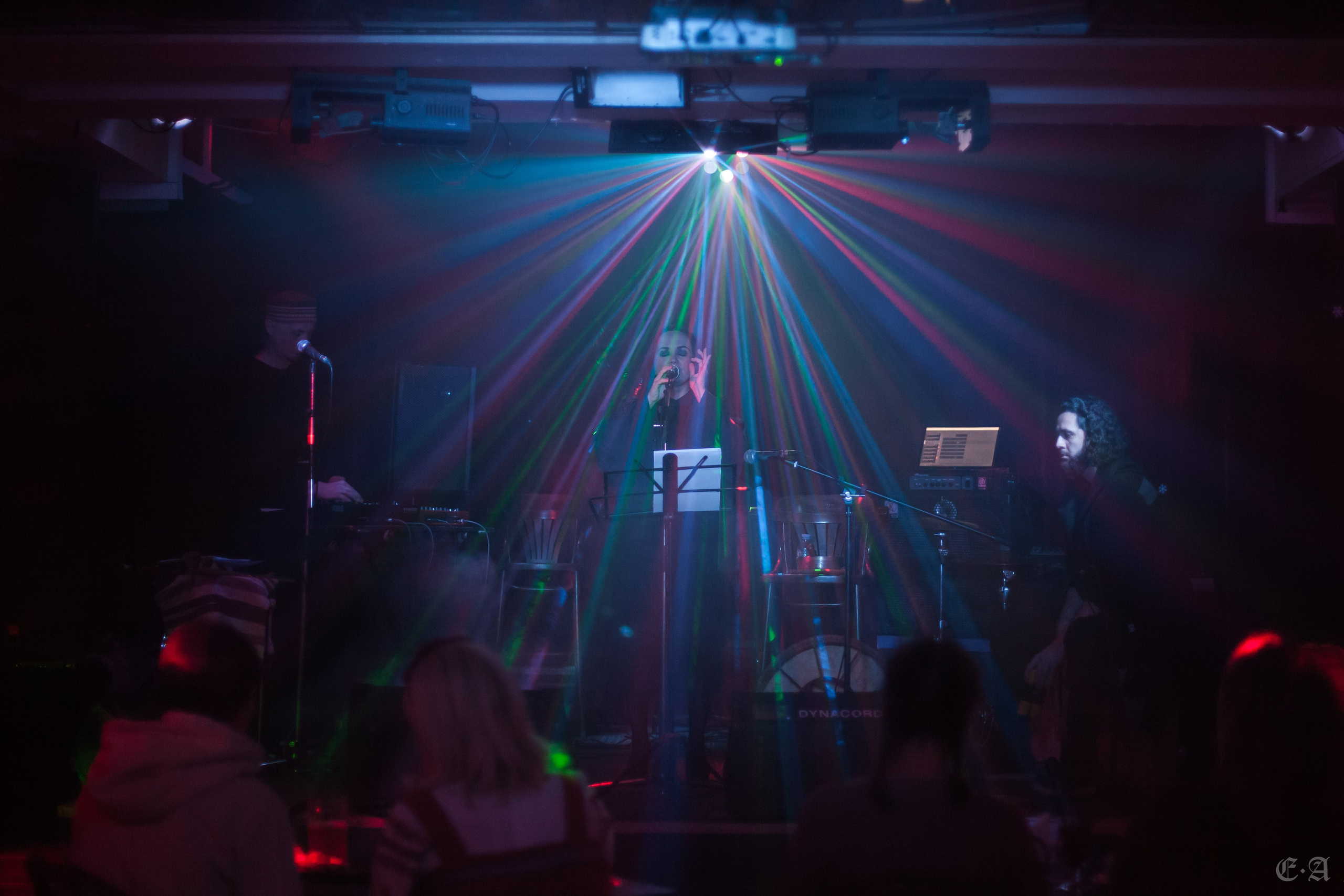 Dara Yara в «Алиби». Фотограф Ellairen