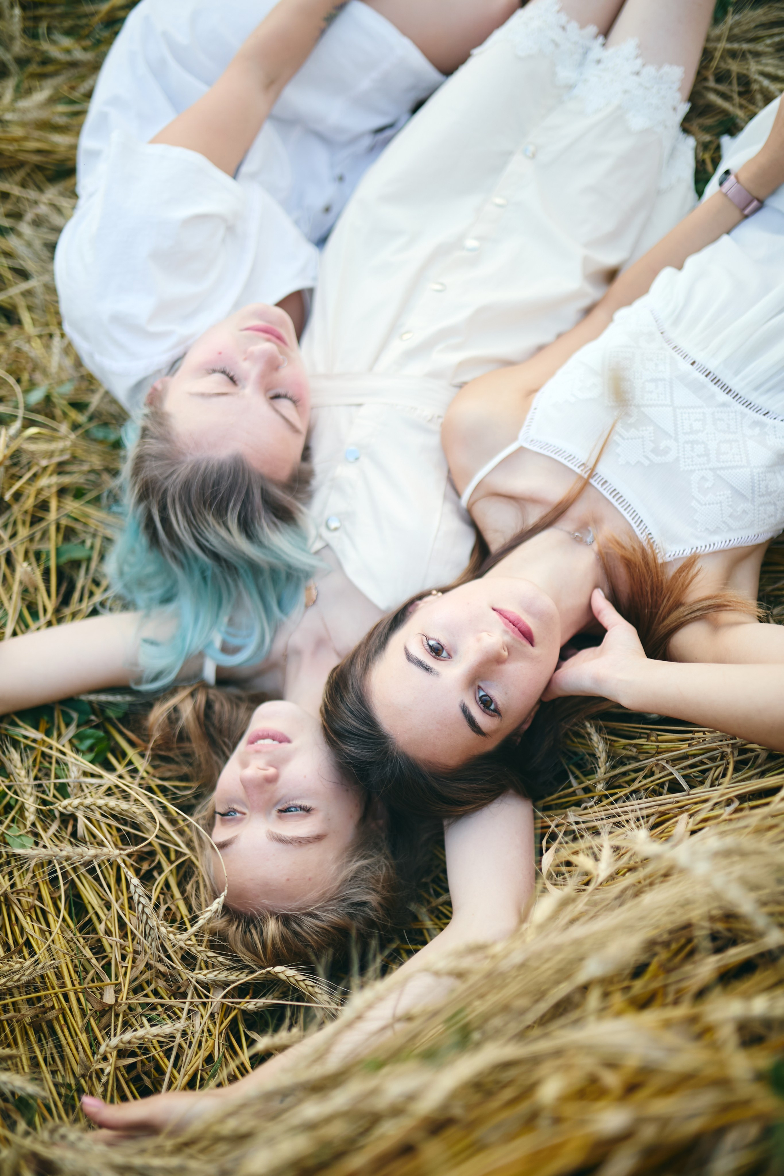 Аня, Лена и Арина. Фотограф София Комкина