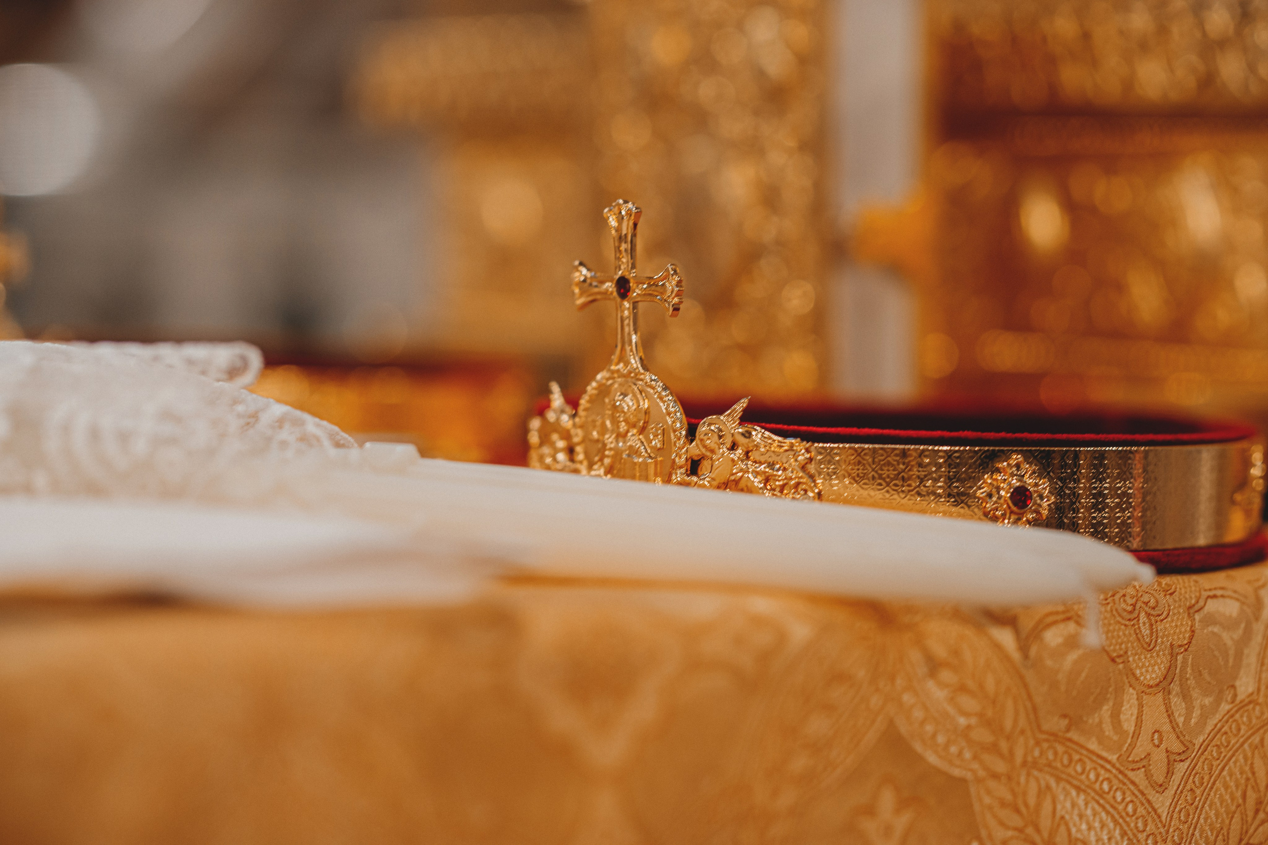 Таинство Венчания Сергея и Инны. Фотограф Таинств Крещения и Венчания в г. Курске