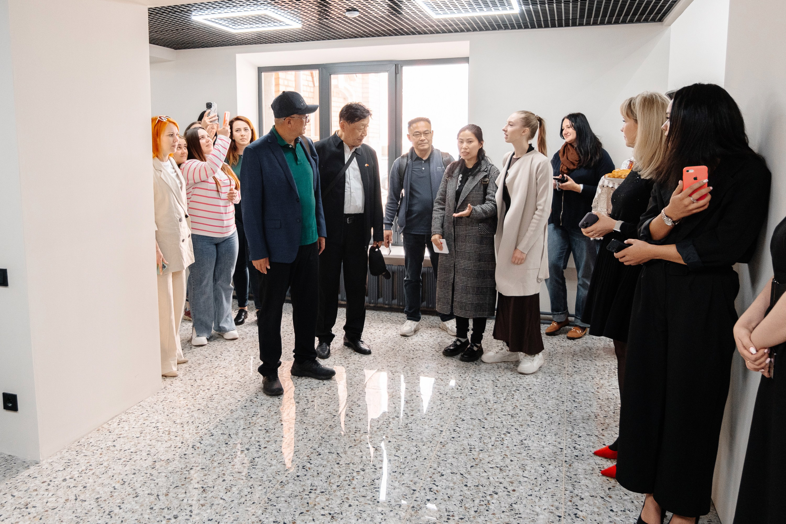 Делегация Китая в Ивановской текстильной компании