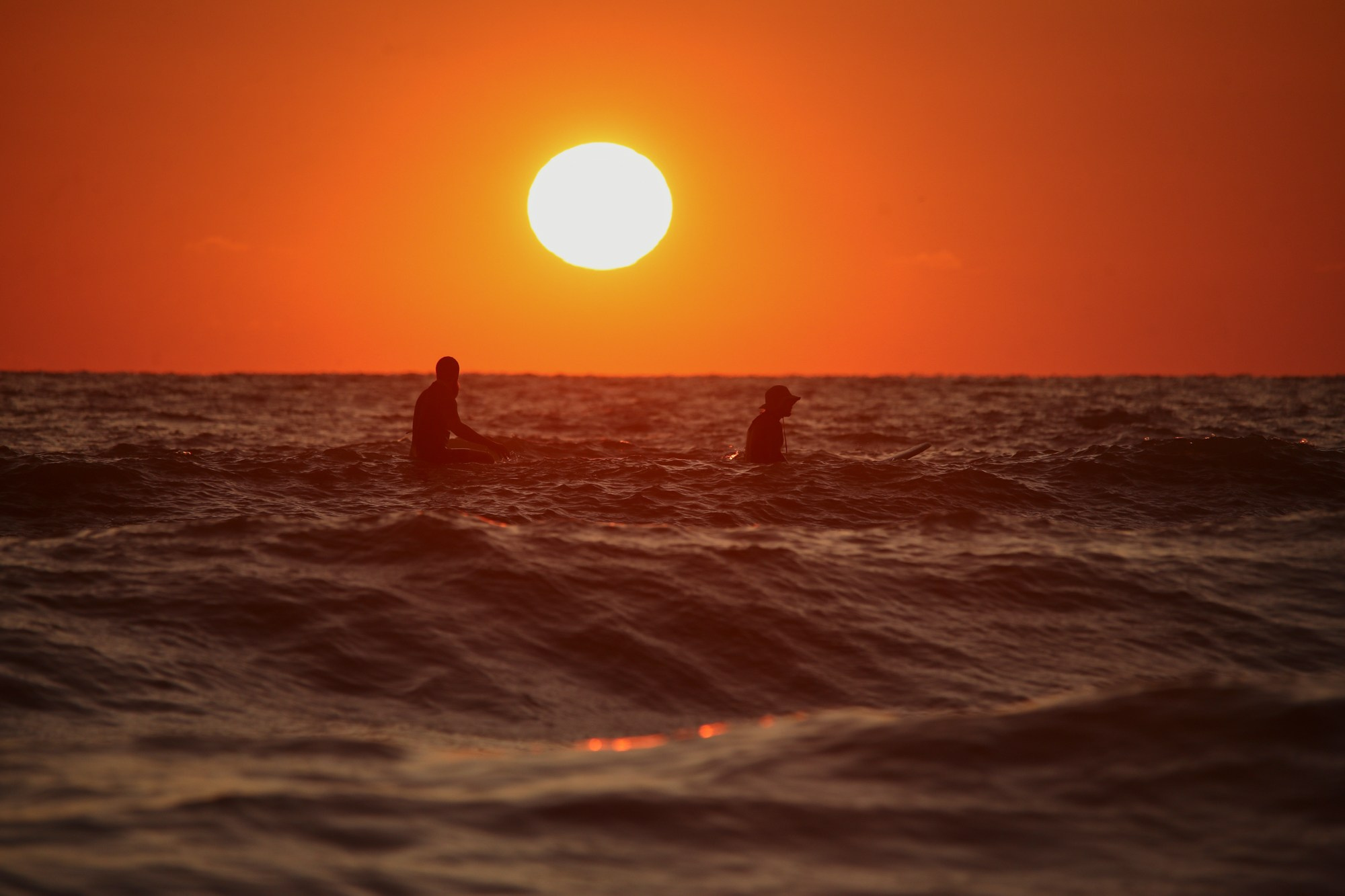 Море и серферы. Репортажный и постановочный Наталья Санникова
