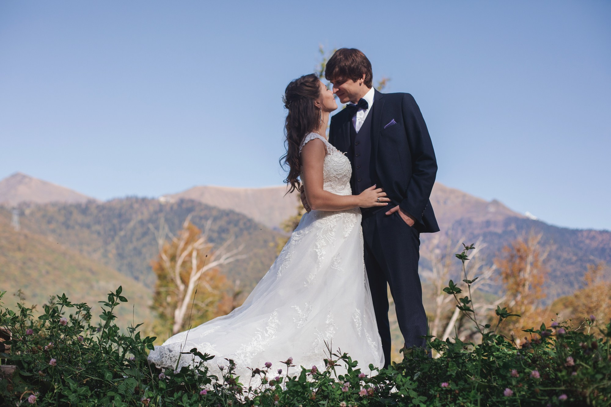 Свадебная прогулка Владимира и Ольги. Красная Поляна. Репортажный и постановочный Наталья Санникова