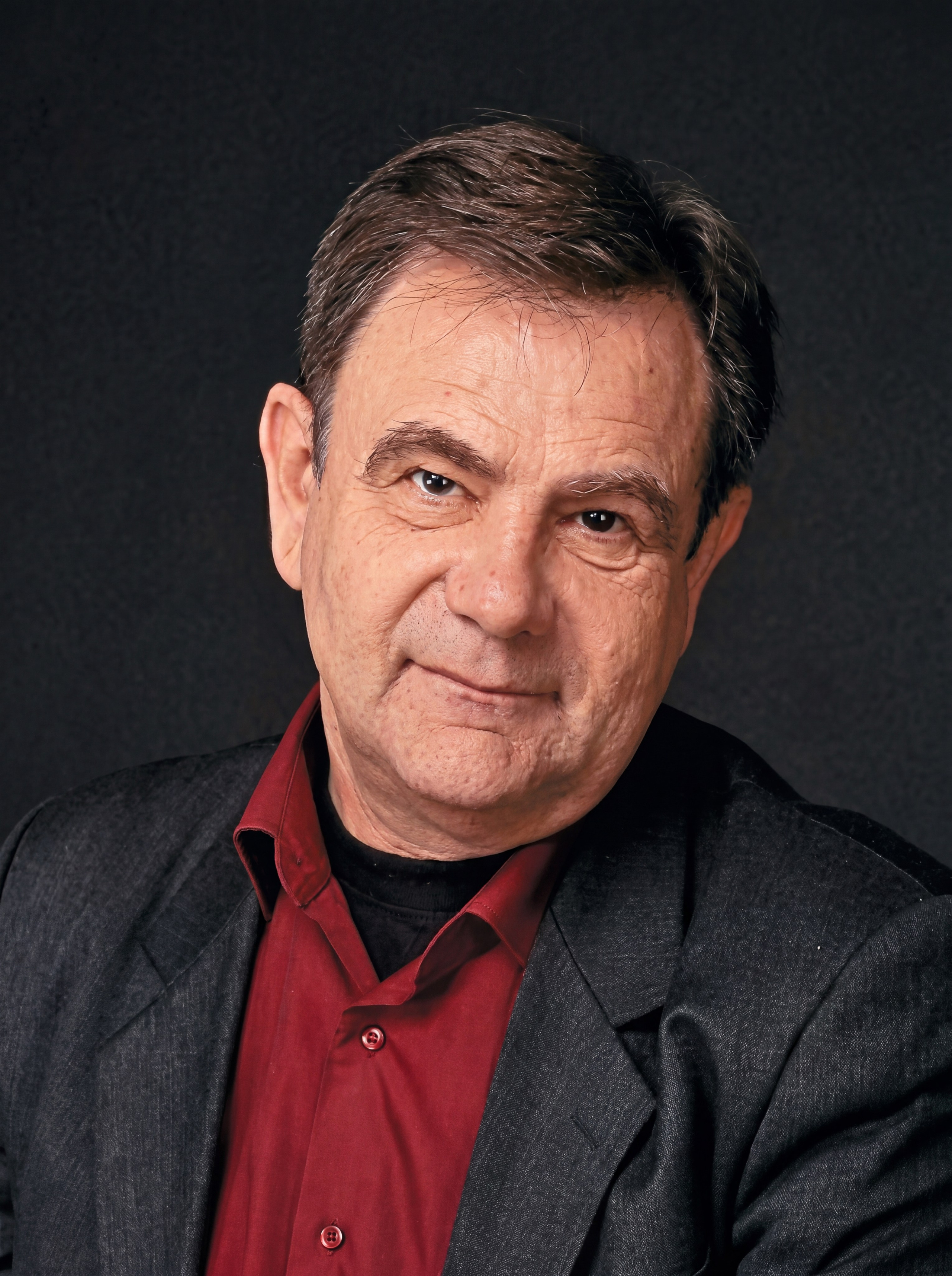 Об авторе. Художник Александр Захаров