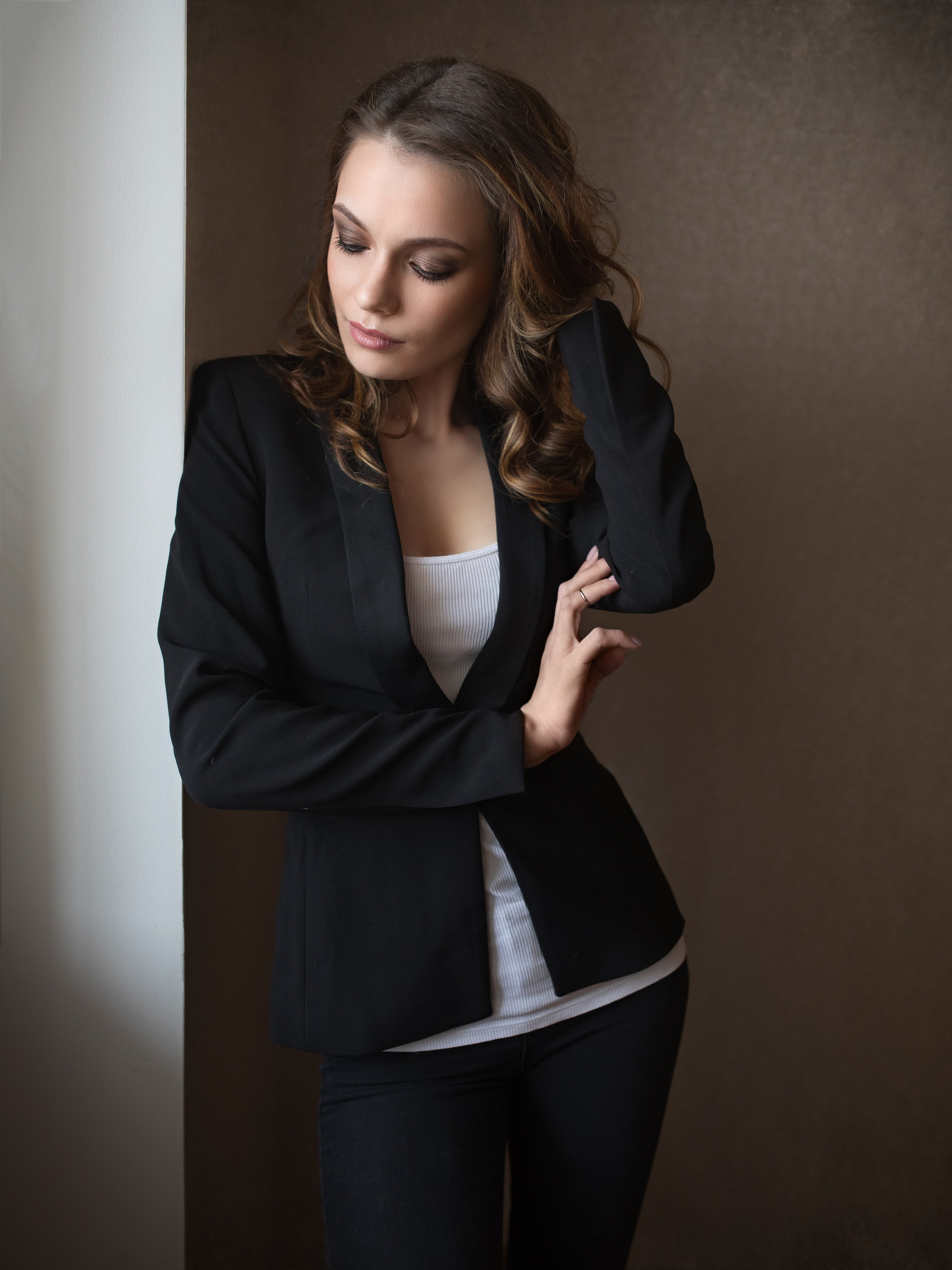 Портретный фотосет у окна с Екатериной К для «себя»