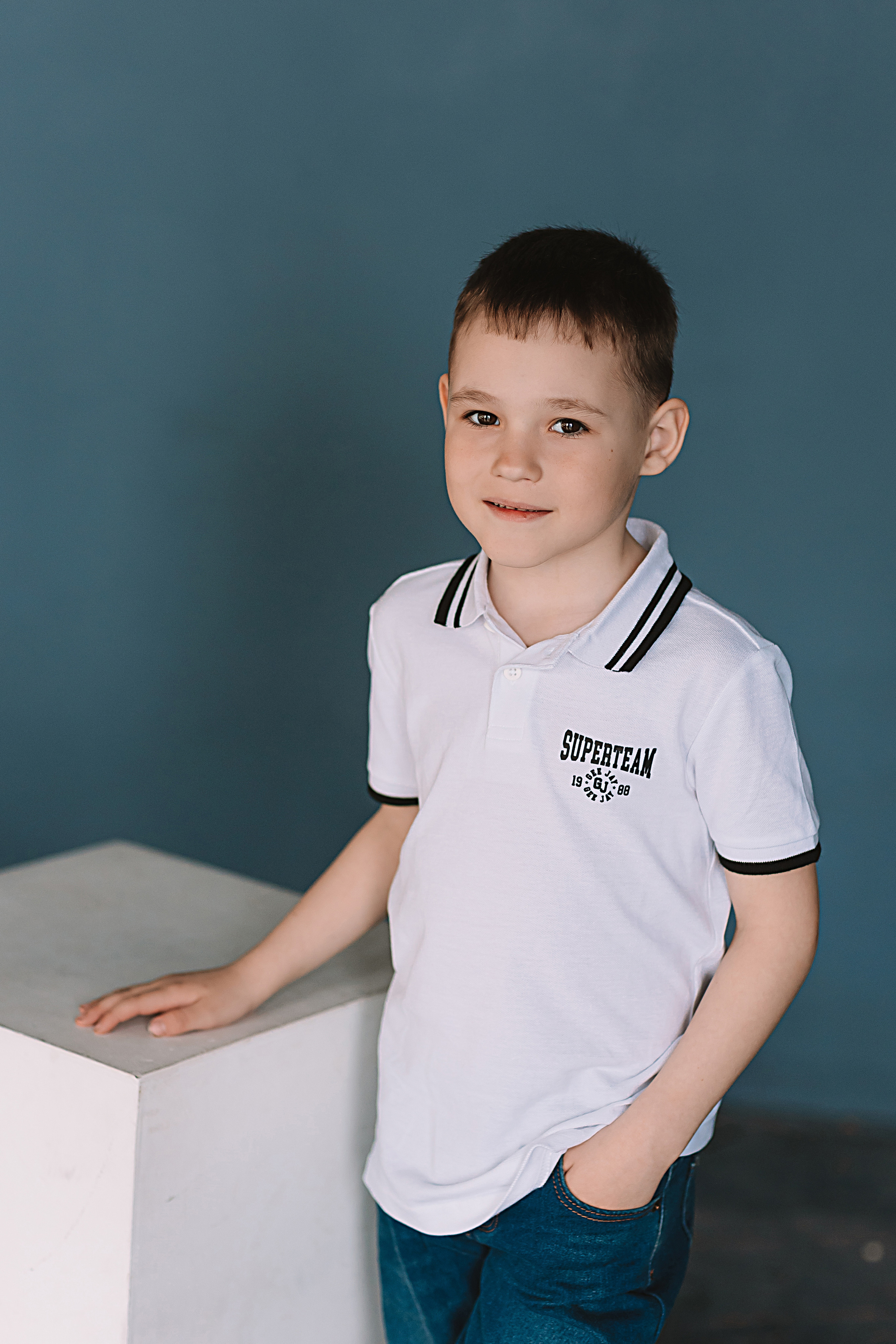 Садик в фотостудии. Семейный фотограф Тюмень, фотограф на роды Салмина Мария