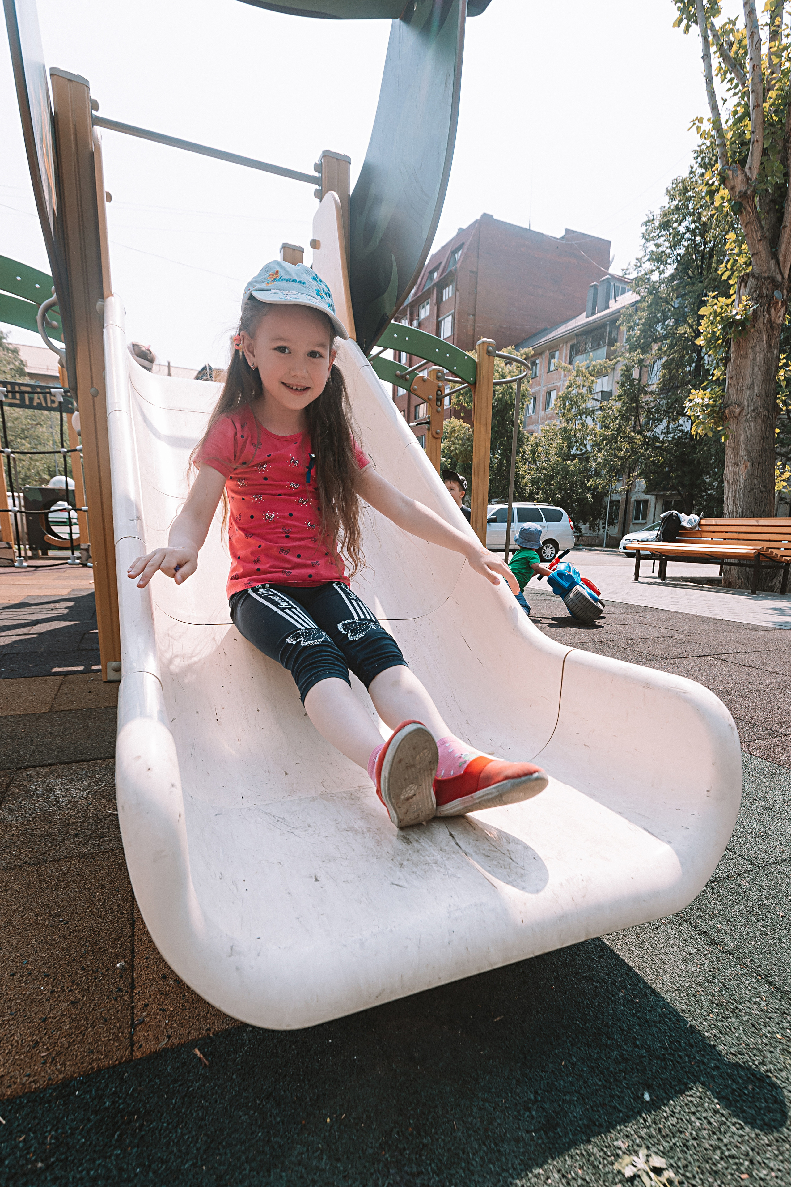 Один день в саду (частный). Семейный фотограф Тюмень, фотограф на роды Салмина Мария
