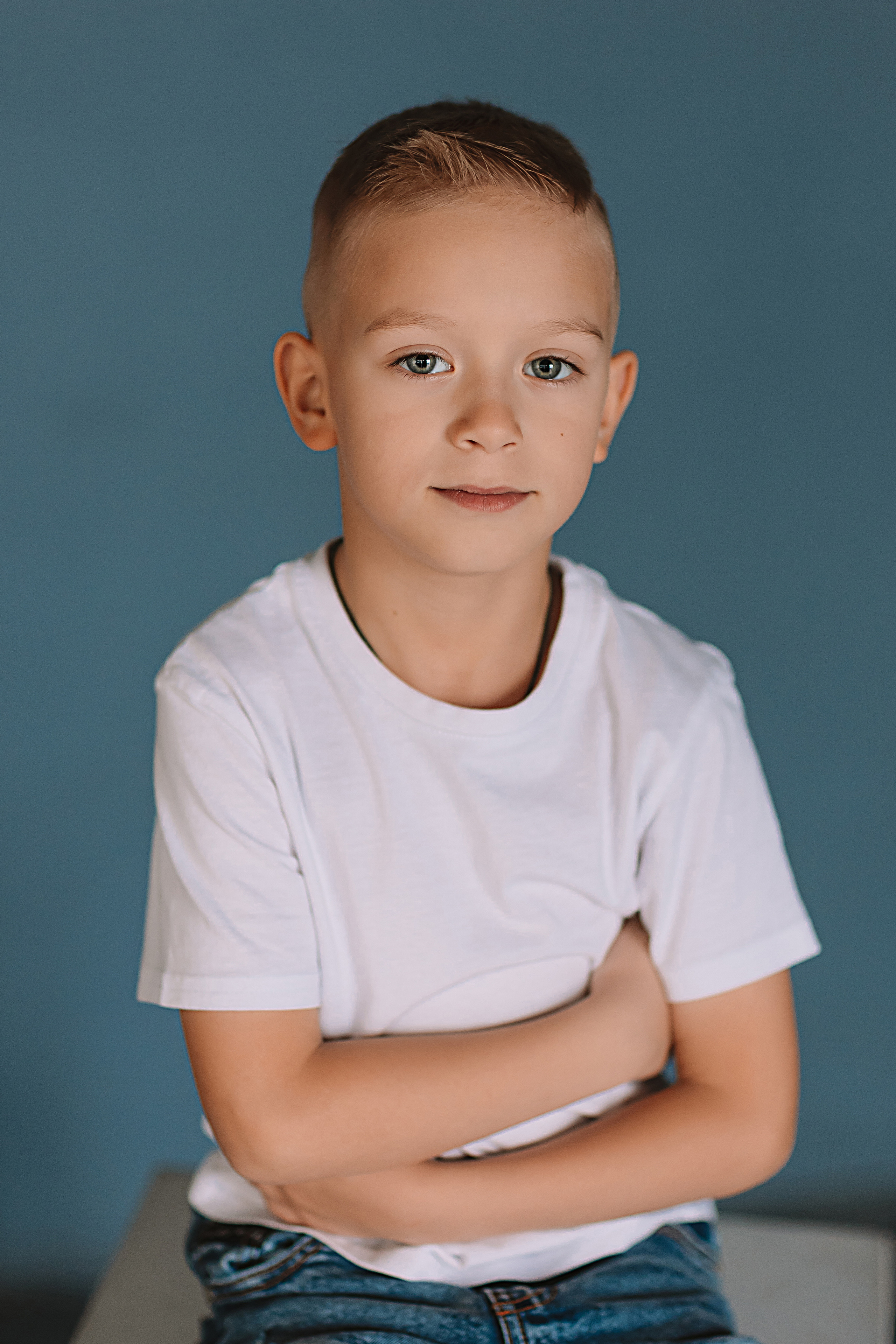 Садик в фотостудии. Семейный фотограф Тюмень, фотограф на роды Салмина Мария