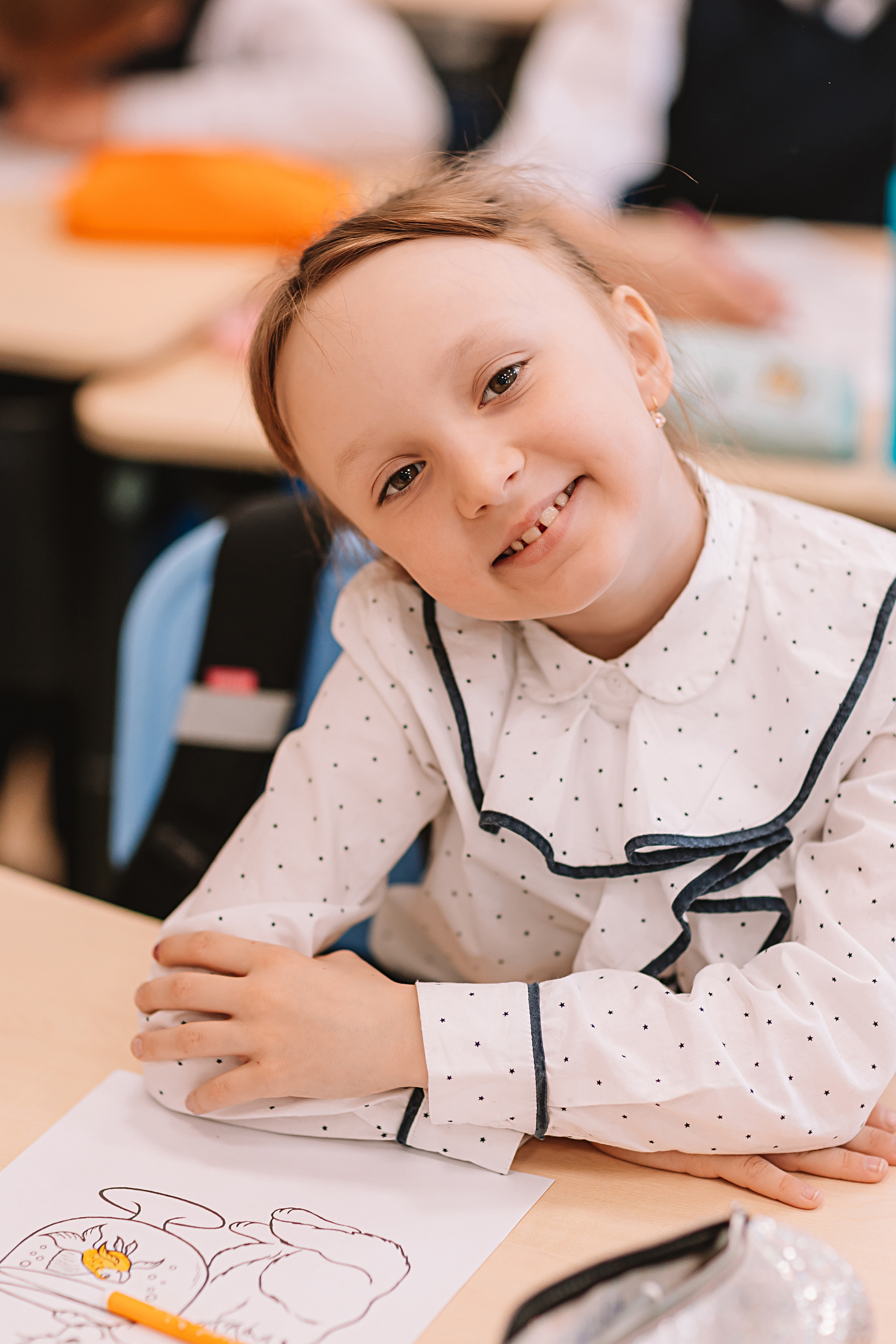 1 класс в кабинете. Семейный фотограф Тюмень, фотограф на роды Салмина Мария