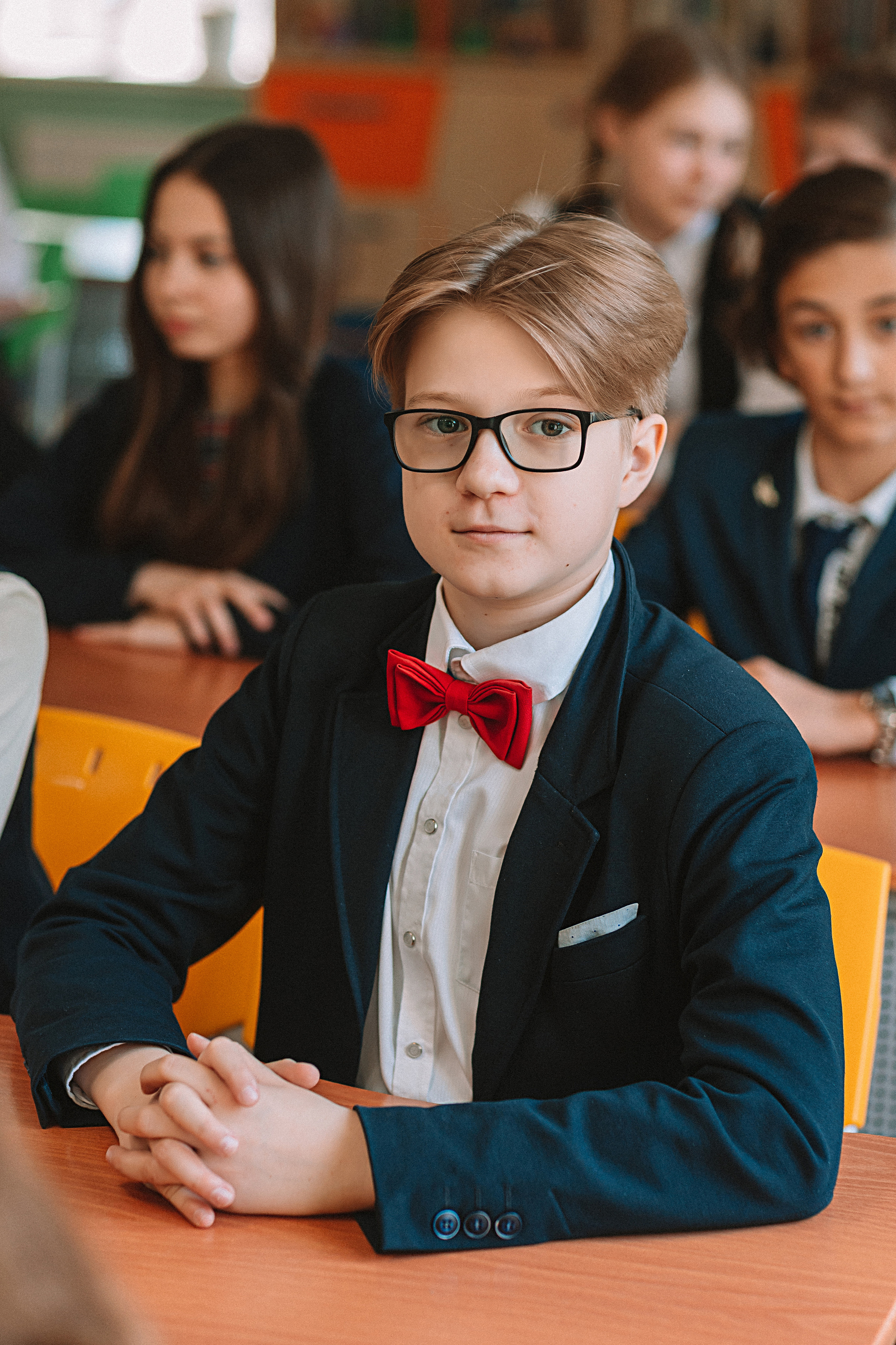 7 класс в кабинете. Семейный фотограф Тюмень, фотограф на роды Салмина Мария