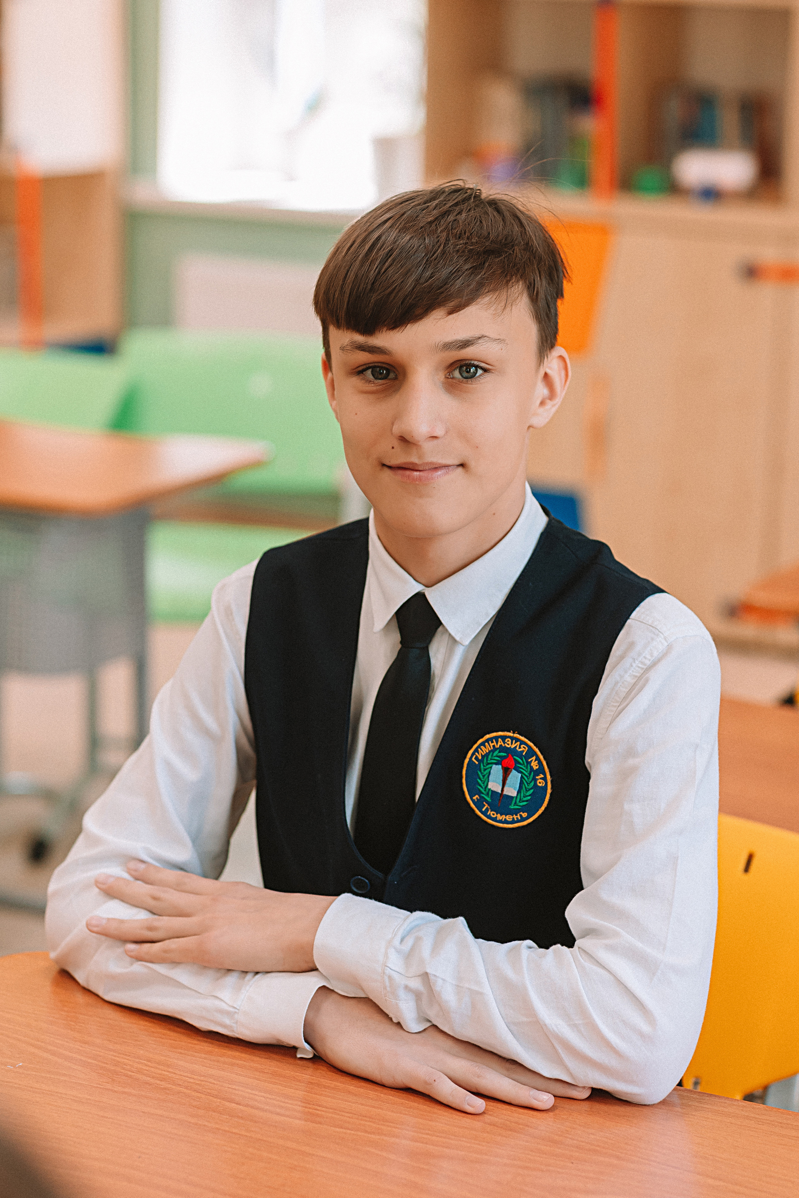 7 класс в кабинете. Семейный фотограф Тюмень, фотограф на роды Салмина Мария