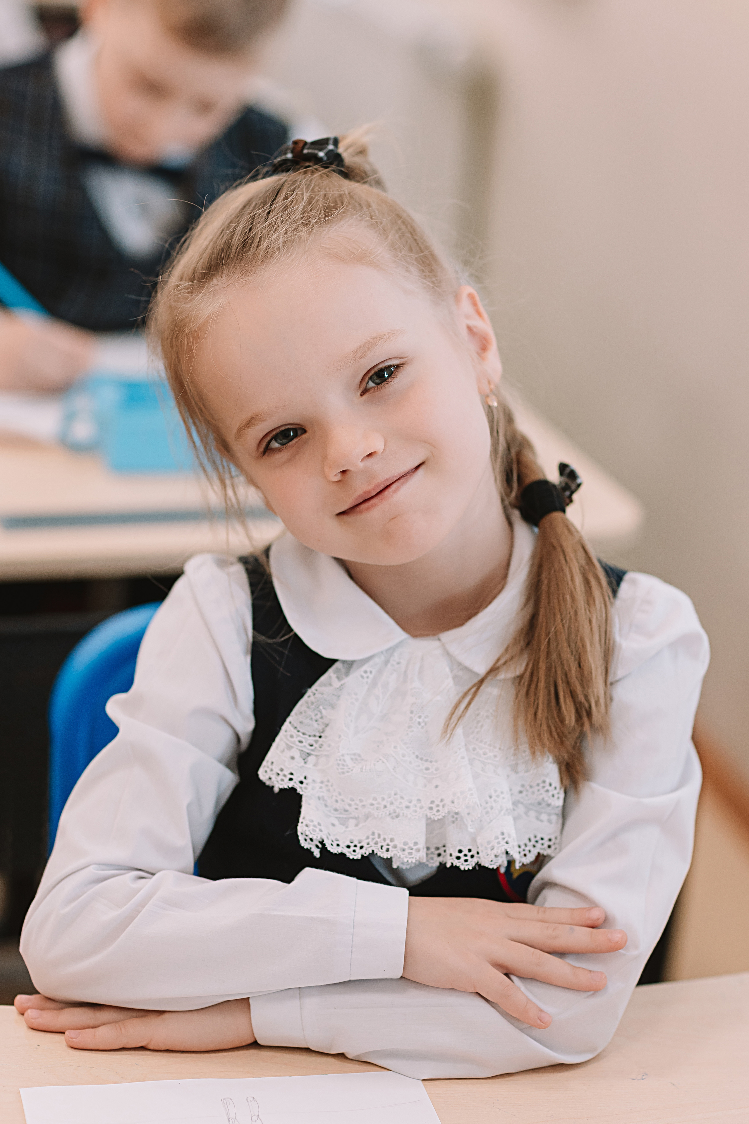 1 класс в кабинете. Семейный фотограф Тюмень, фотограф на роды Салмина Мария