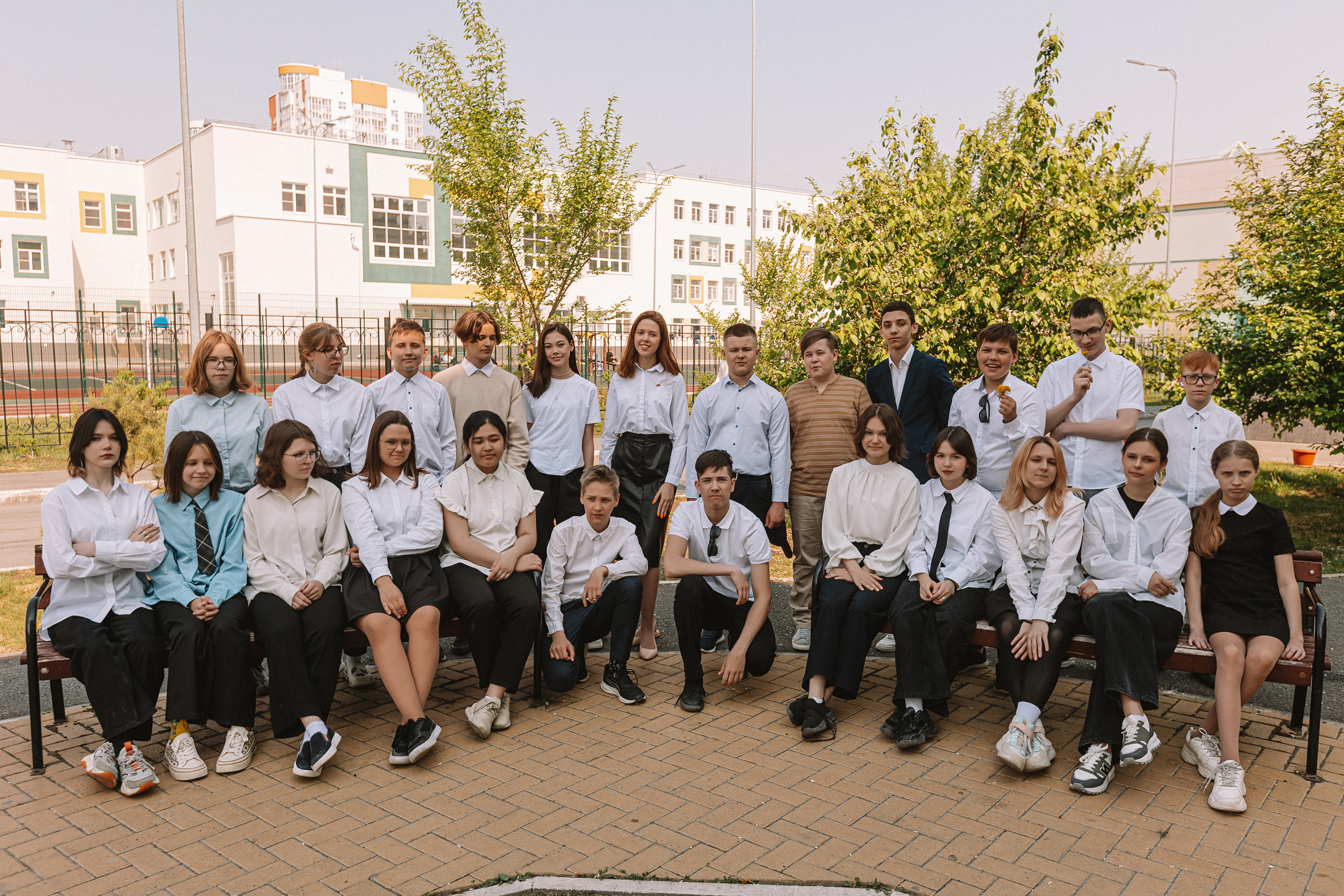 7 класс на улице. Семейный фотограф Тюмень, фотограф на роды Салмина Мария