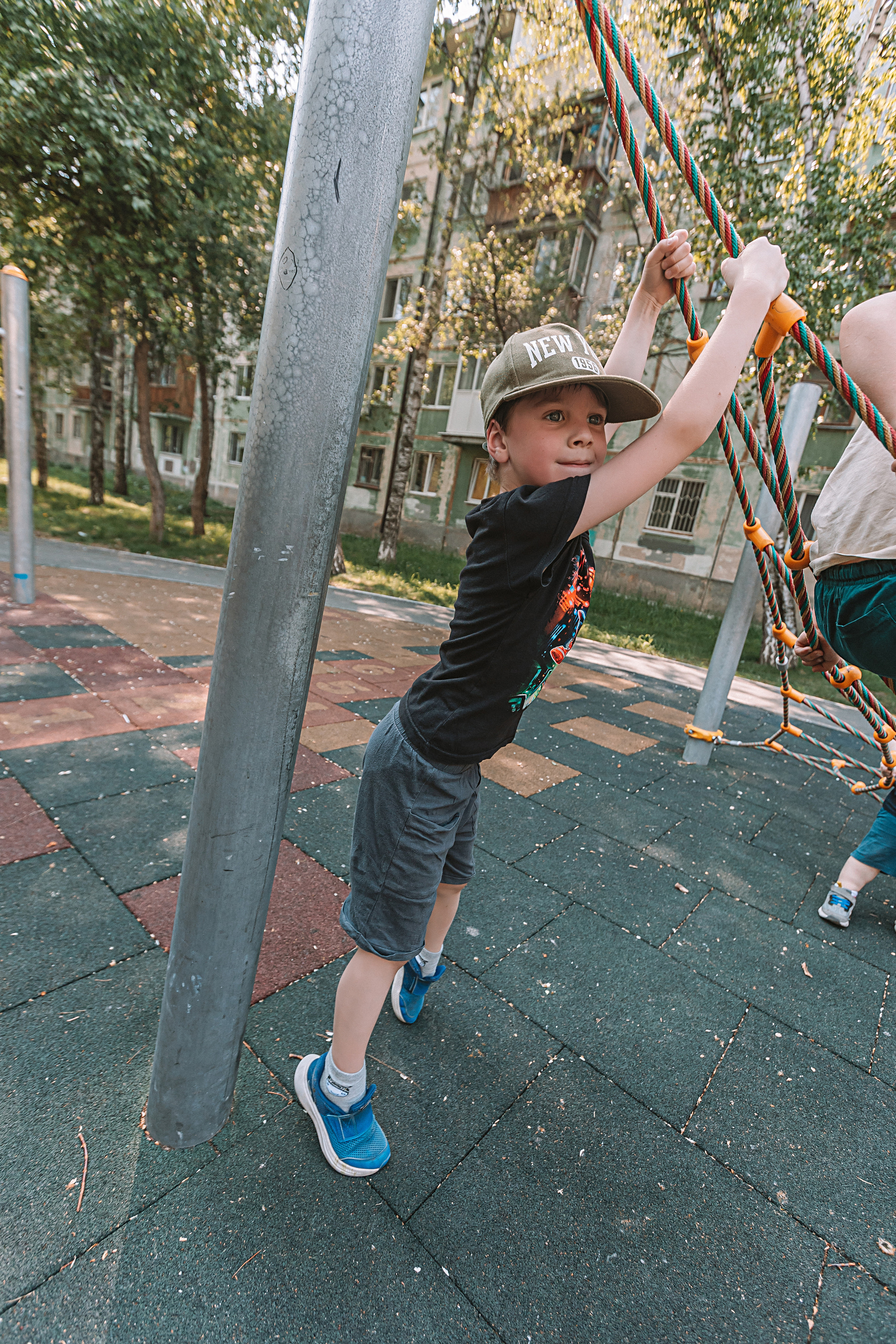 Один день в саду (частный). Семейный фотограф Тюмень, фотограф на роды Салмина Мария