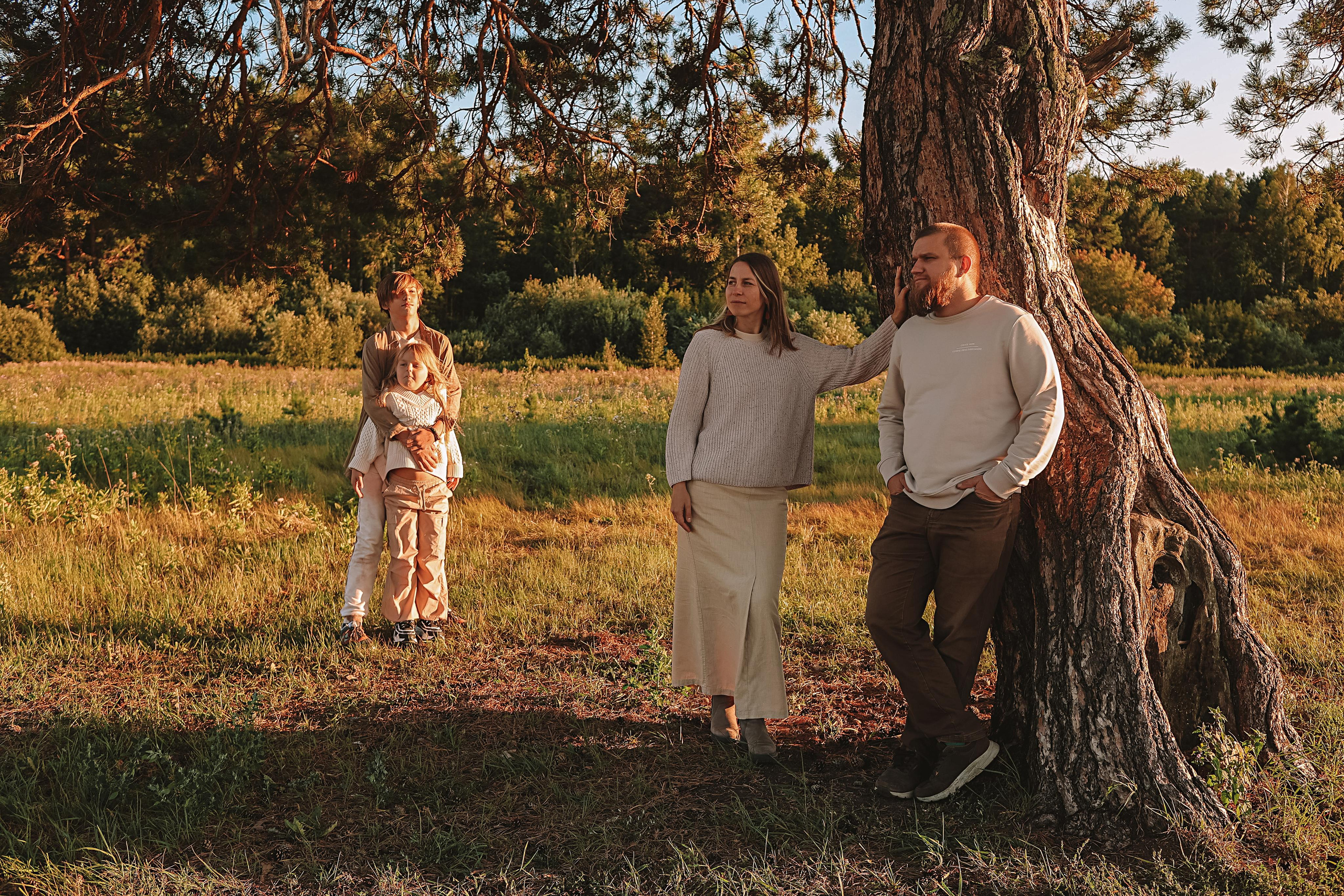 Семейная (каменка). Семейный фотограф Тюмень, фотограф на роды Салмина Мария