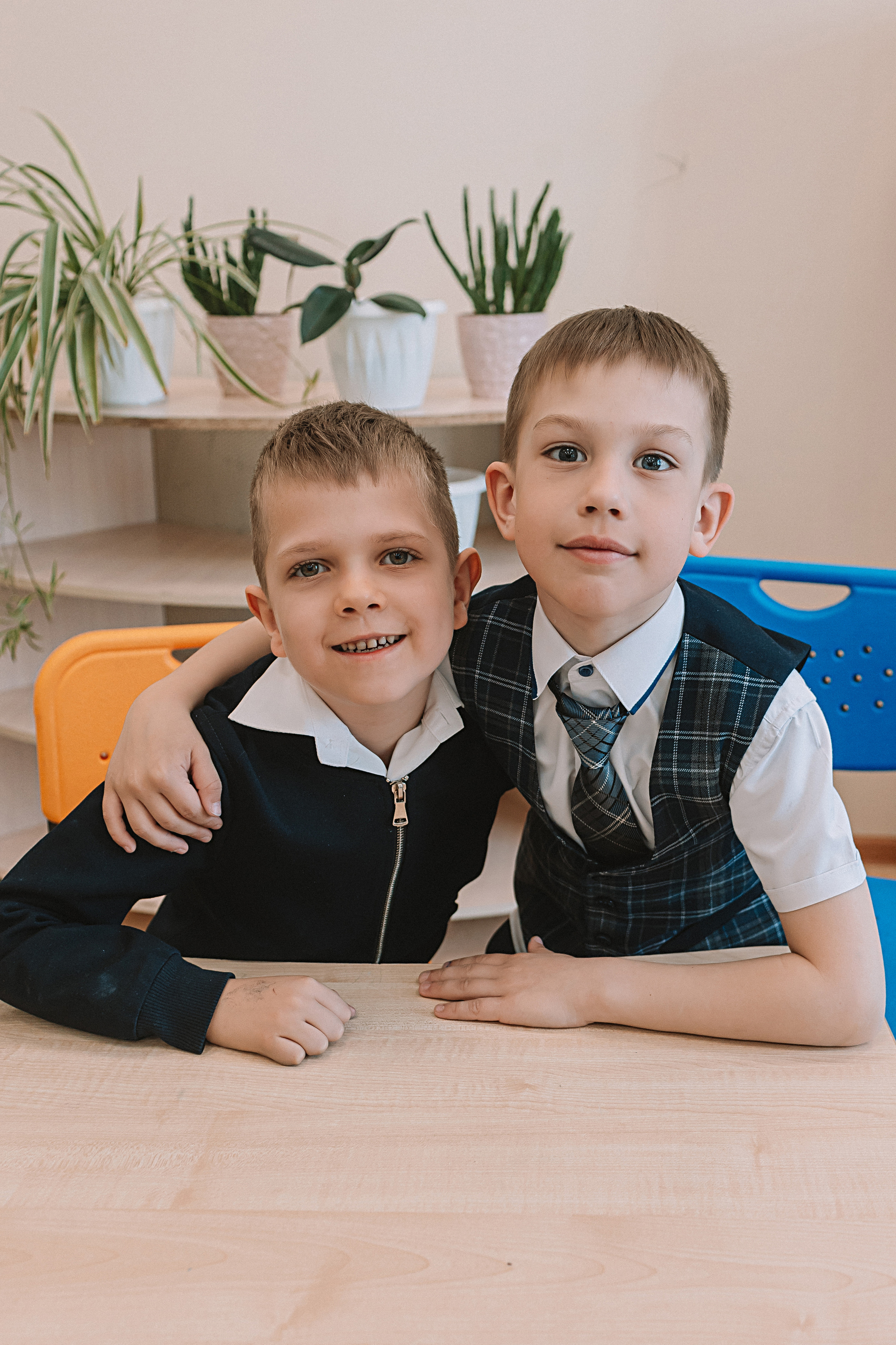 1 класс в кабинете. Семейный фотограф Тюмень, фотограф на роды Салмина Мария