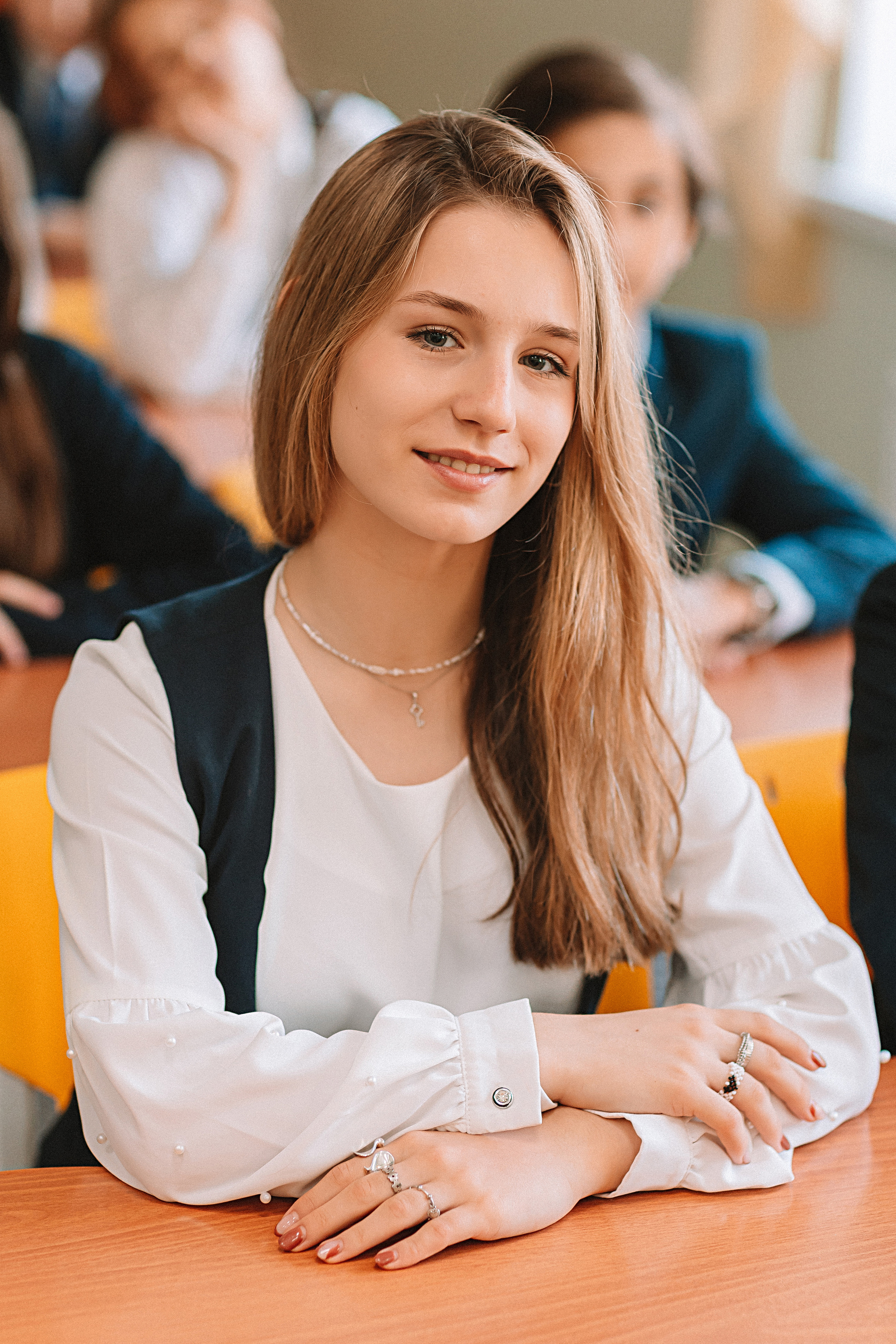 7 класс в кабинете. Семейный фотограф Тюмень, фотограф на роды Салмина Мария