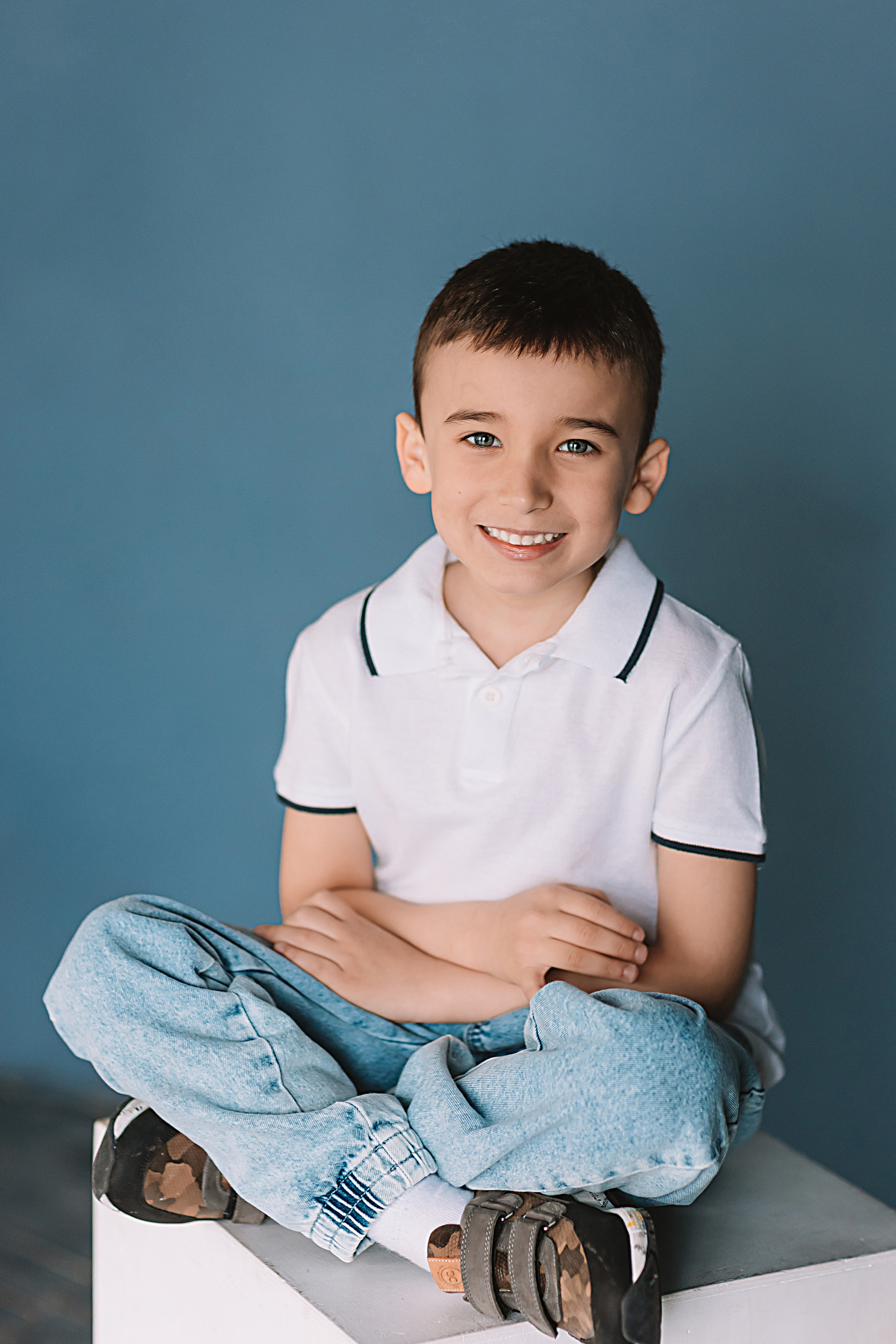 Садик в фотостудии. Семейный фотограф Тюмень, фотограф на роды Салмина Мария