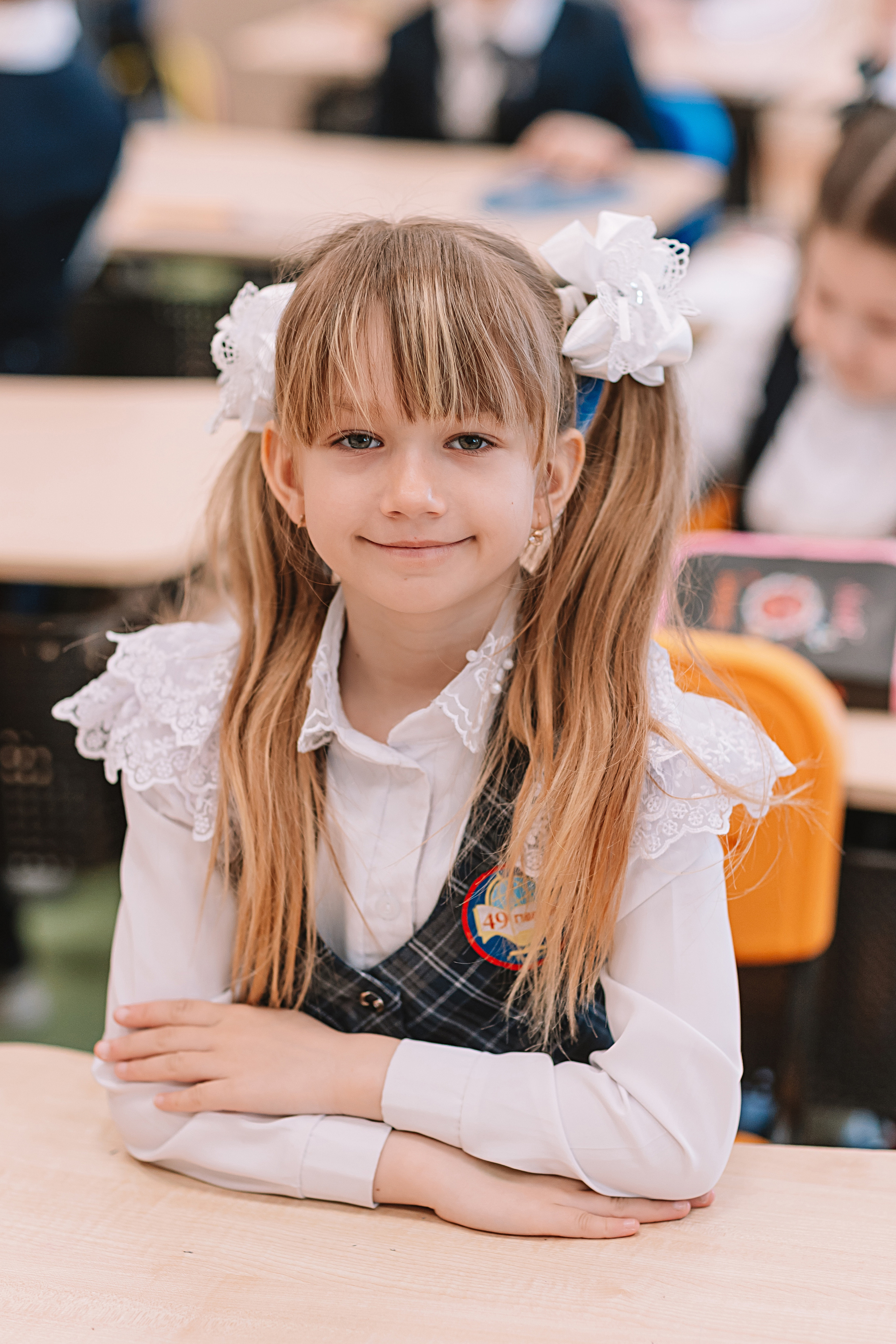 1 класс в кабинете. Семейный фотограф Тюмень, фотограф на роды Салмина Мария