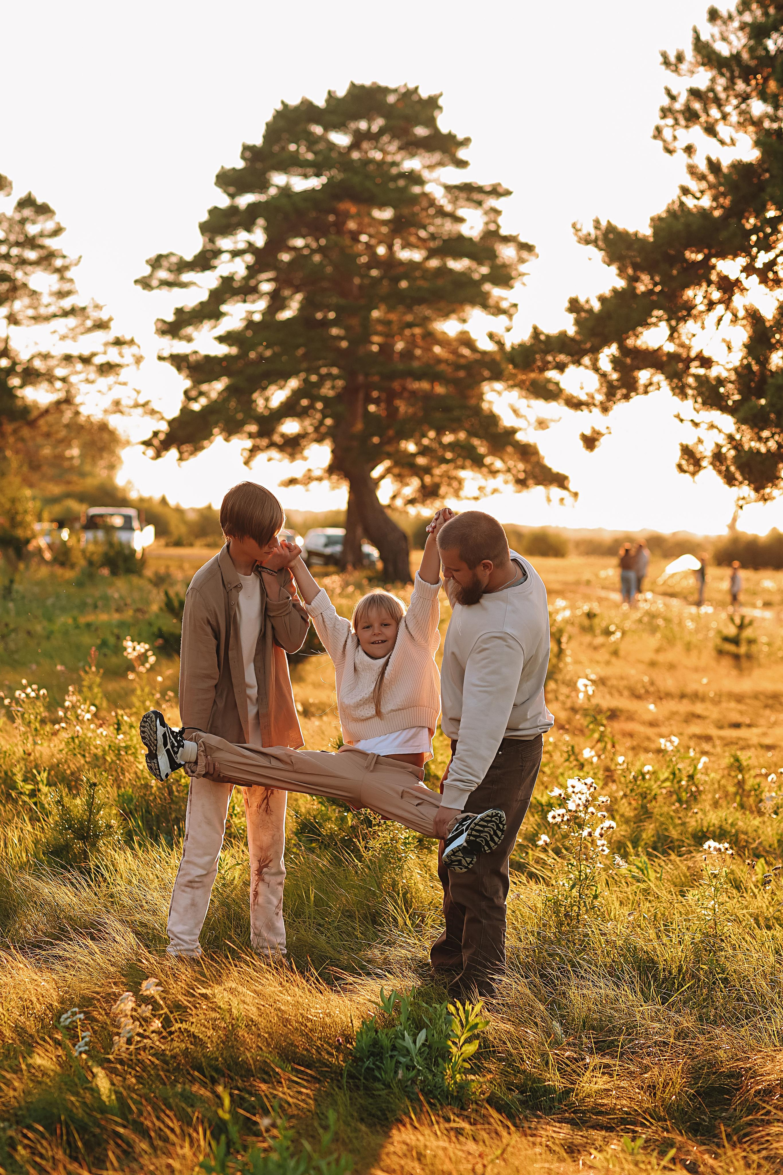 Семейная (каменка). Семейный фотограф Тюмень, фотограф на роды Салмина Мария