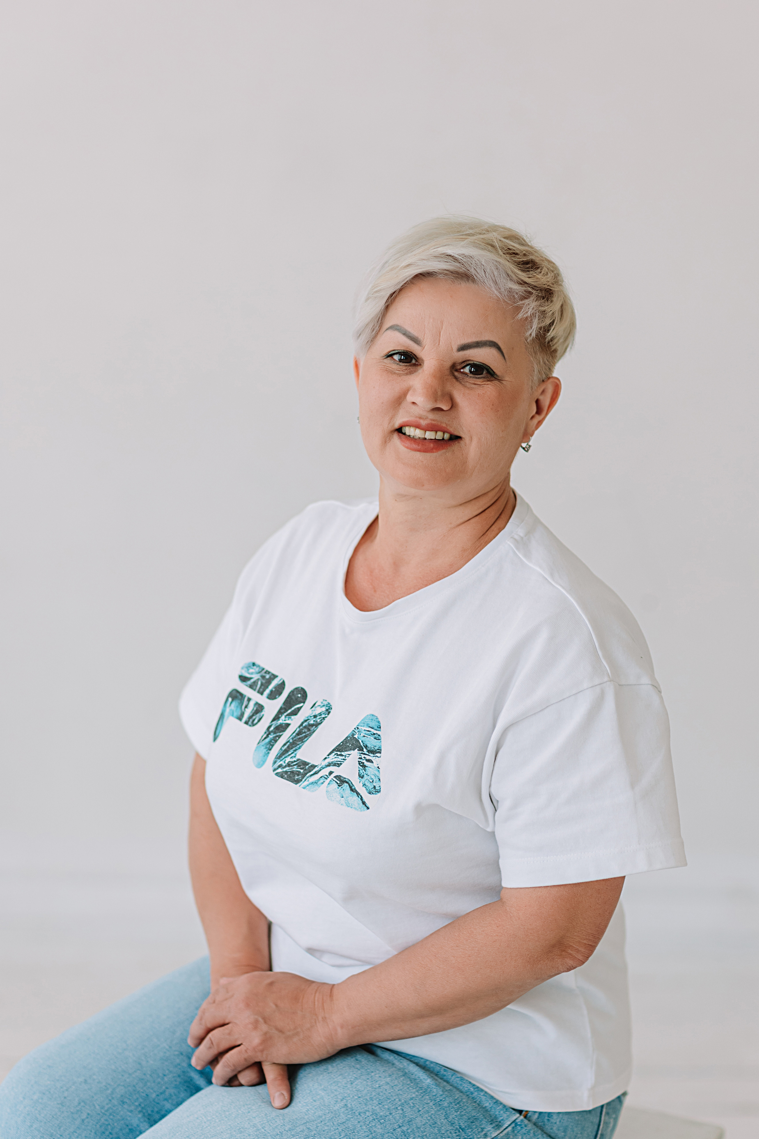 Младшая группа садика в студии. Семейный фотограф Тюмень, фотограф на роды Салмина Мария