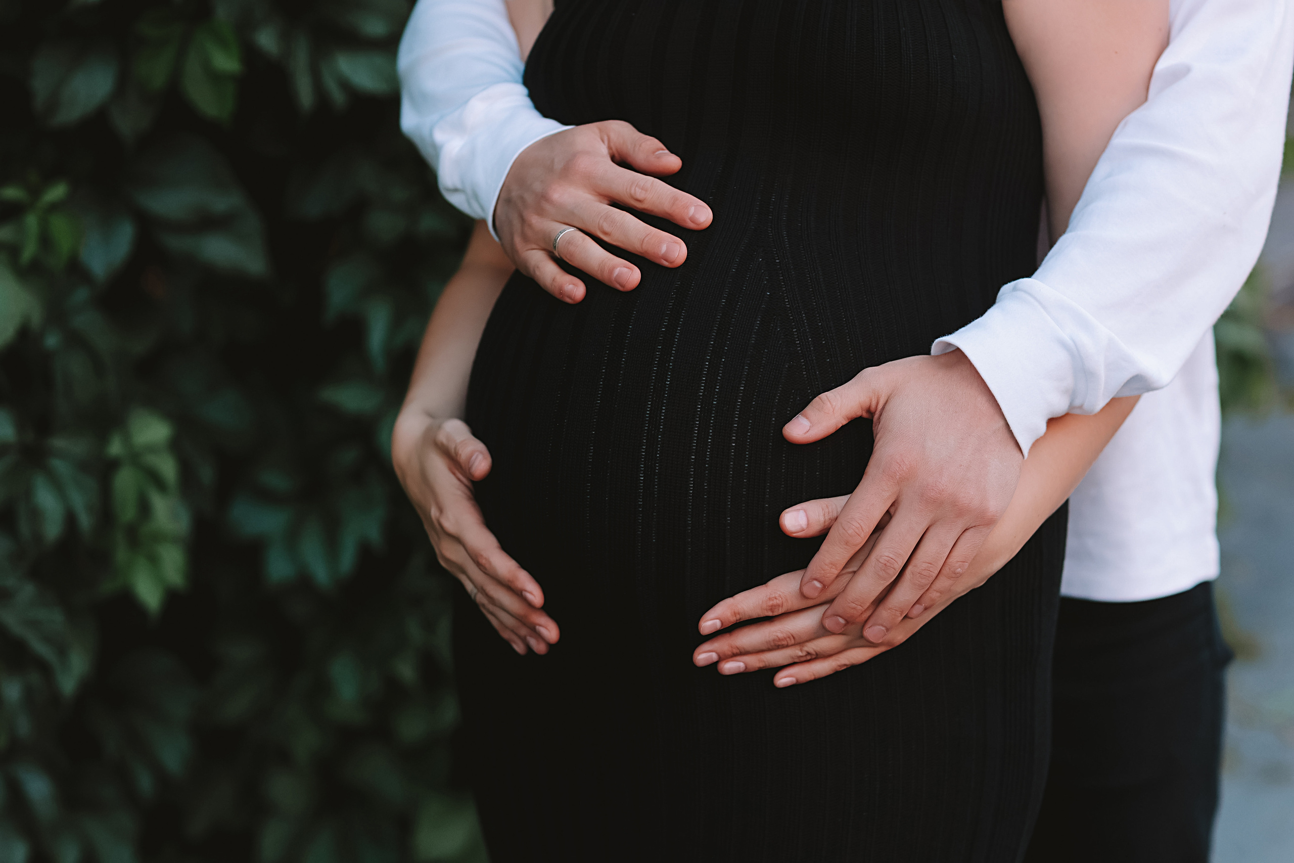 Беременность (центр города). Семейный фотограф Тюмень, фотограф на роды Салмина Мария
