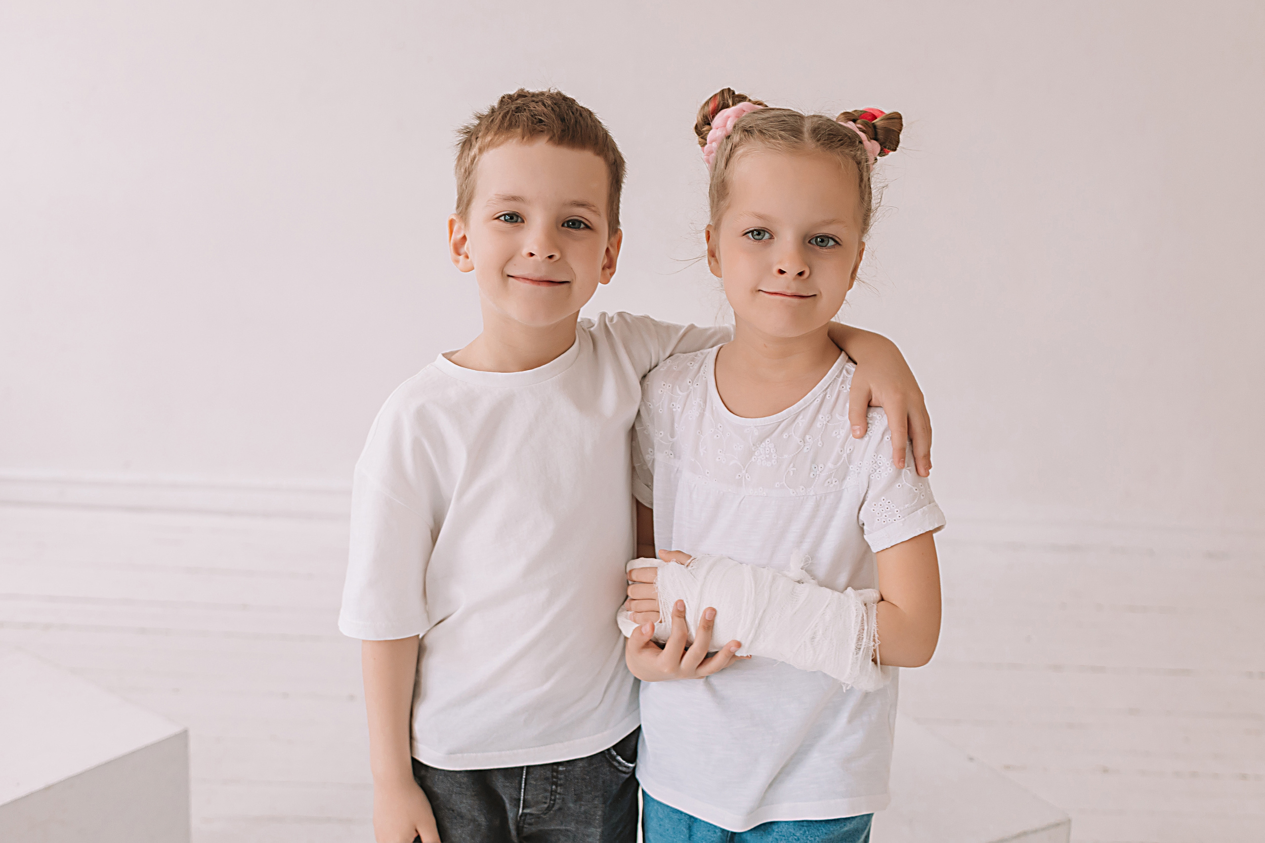 Садик в фотостудии. Семейный фотограф Тюмень, фотограф на роды Салмина Мария