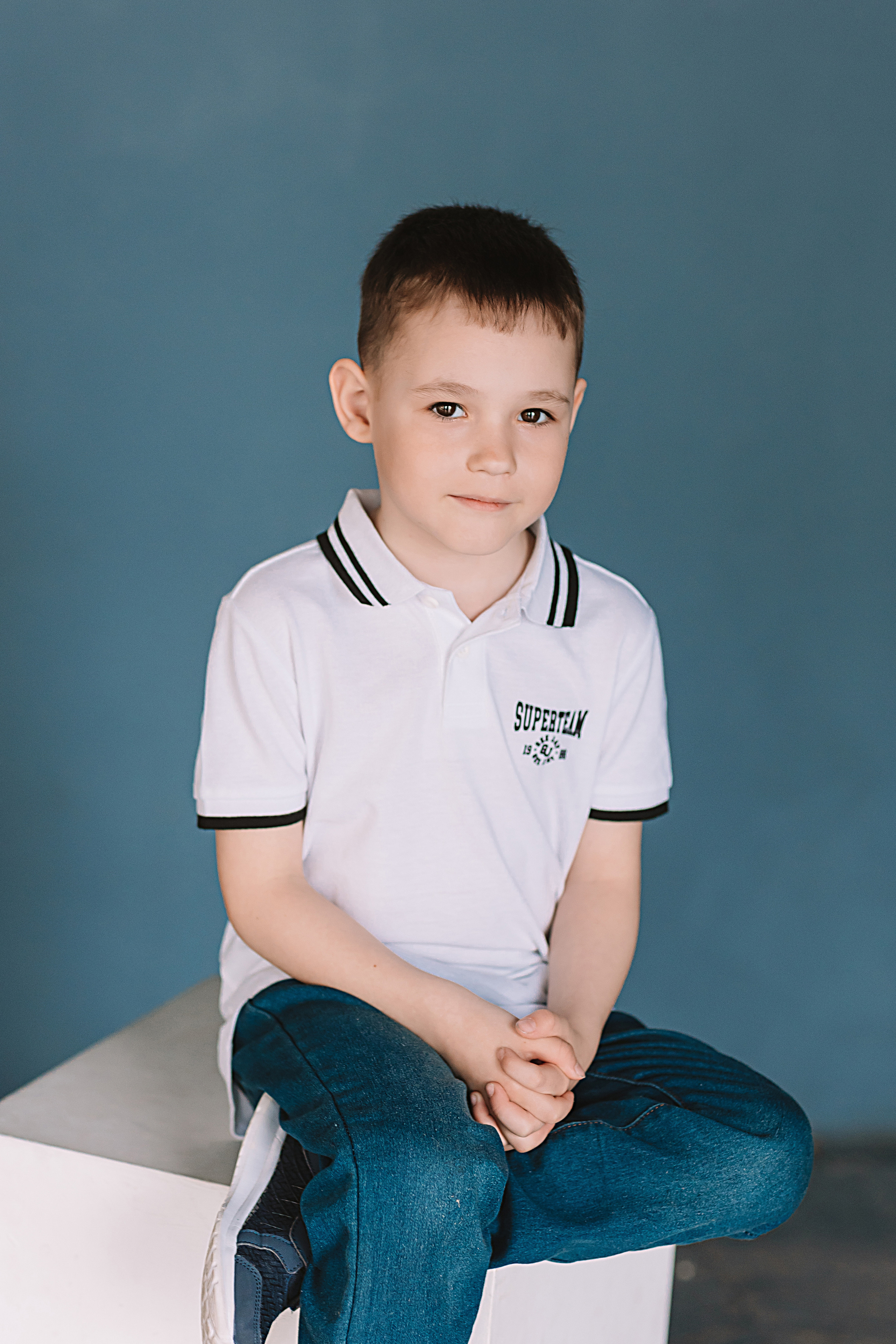 Садик в фотостудии. Семейный фотограф Тюмень, фотограф на роды Салмина Мария