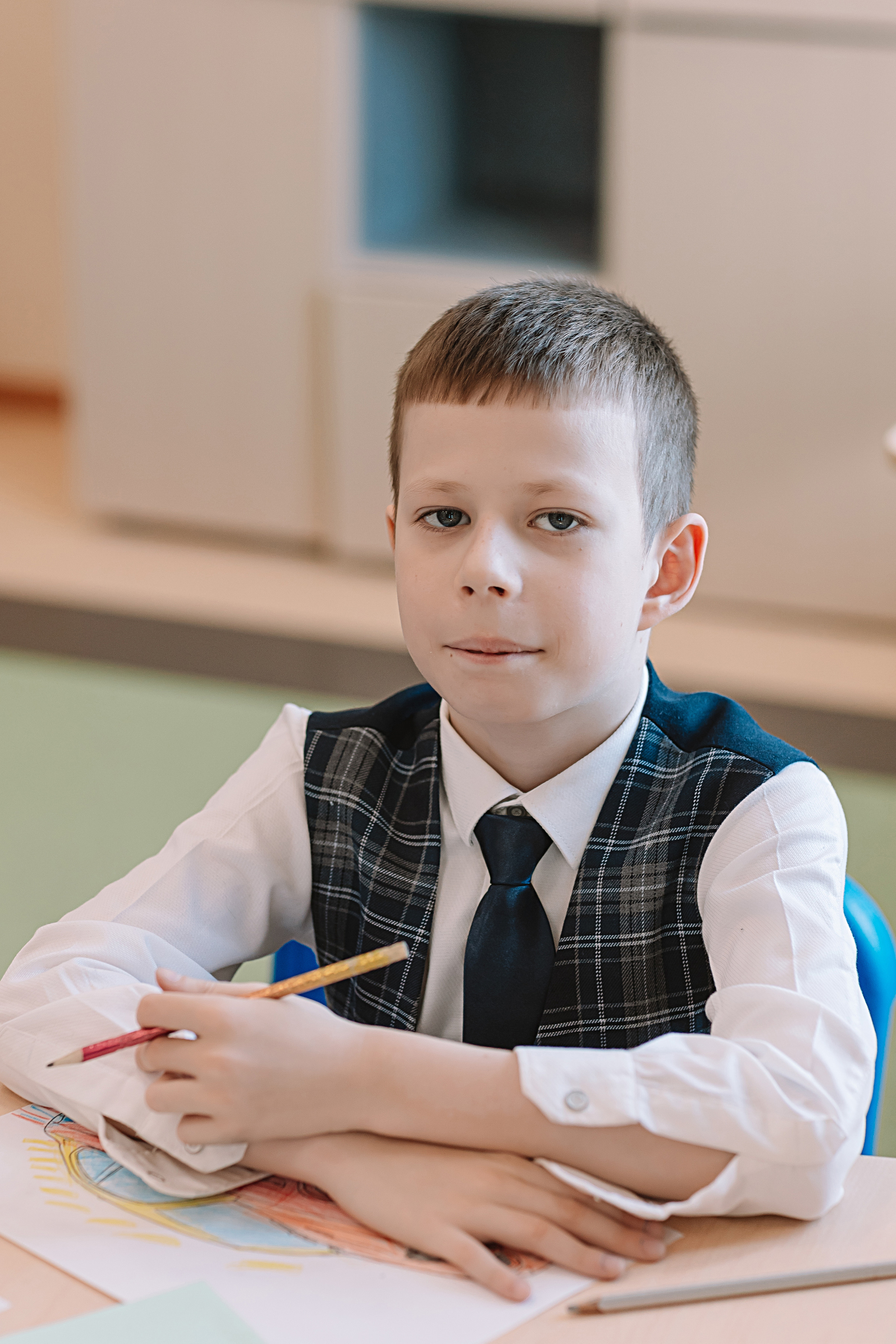 1 класс в кабинете. Семейный фотограф Тюмень, фотограф на роды Салмина Мария