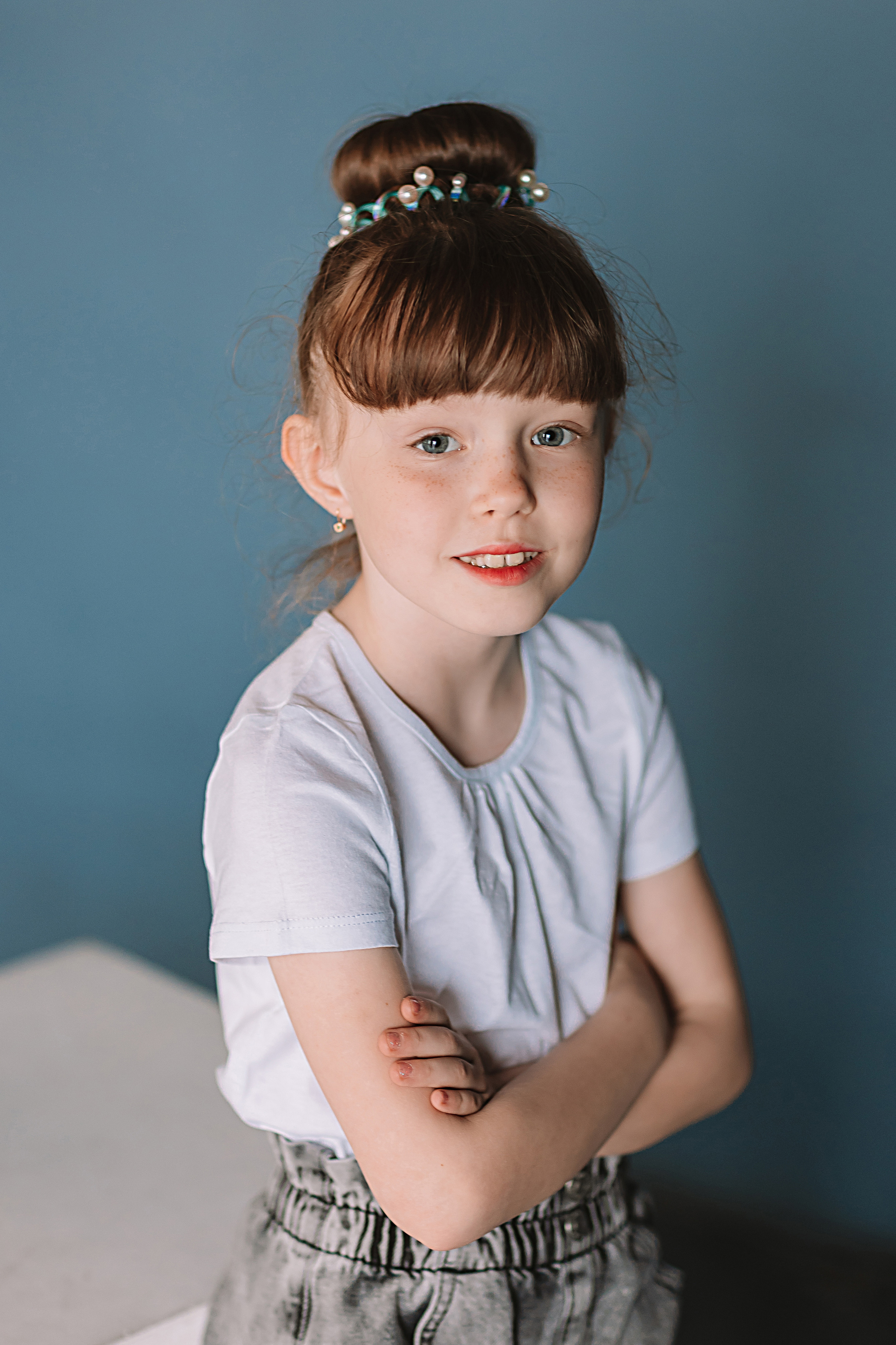 Садик в фотостудии. Семейный фотограф Тюмень, фотограф на роды Салмина Мария