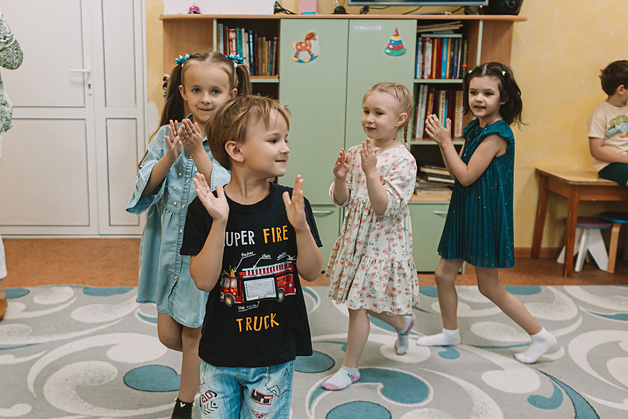 Один день в саду (частный). Семейный фотограф Тюмень, фотограф на роды Салмина Мария