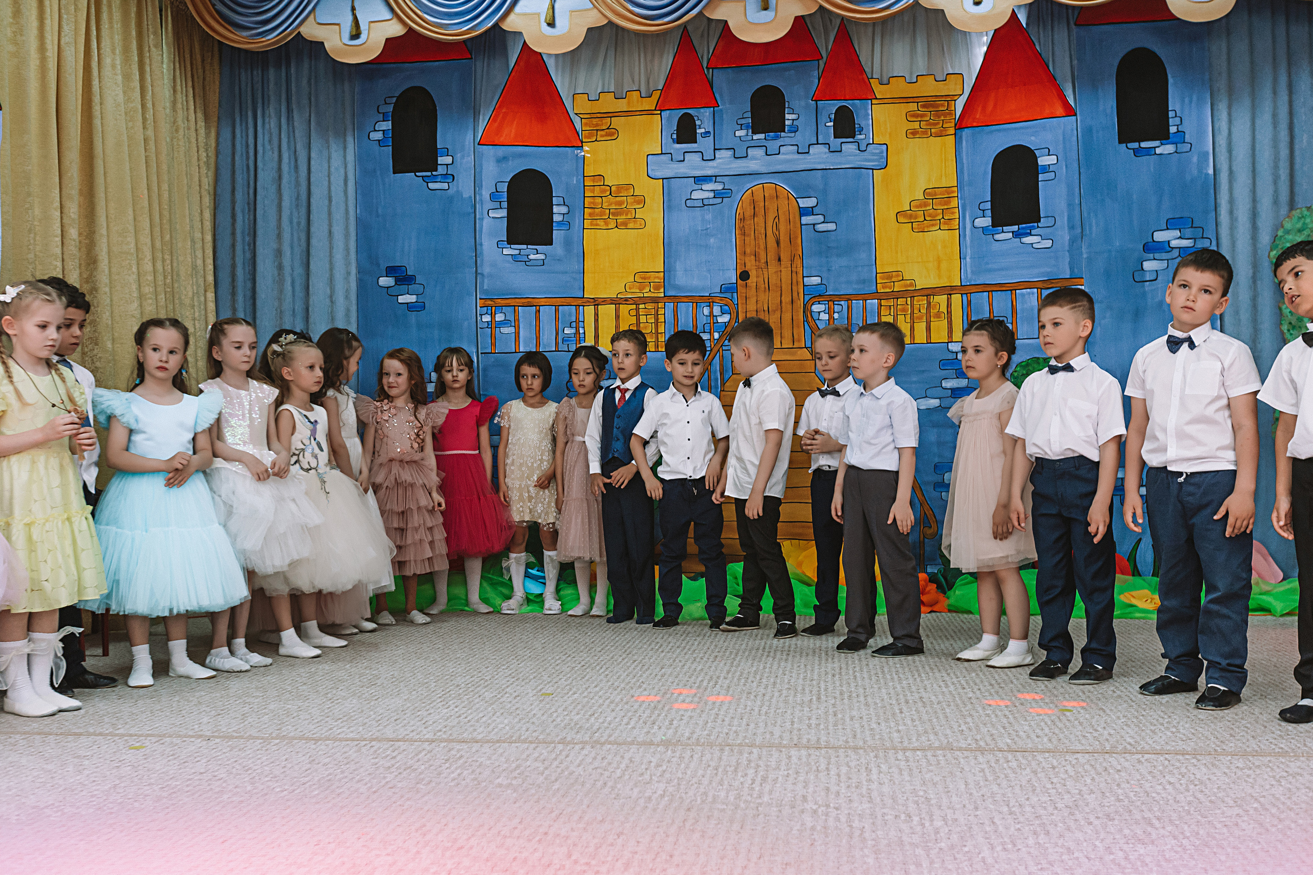 Выпускной детский сад. Семейный фотограф Тюмень, фотограф на роды Салмина Мария