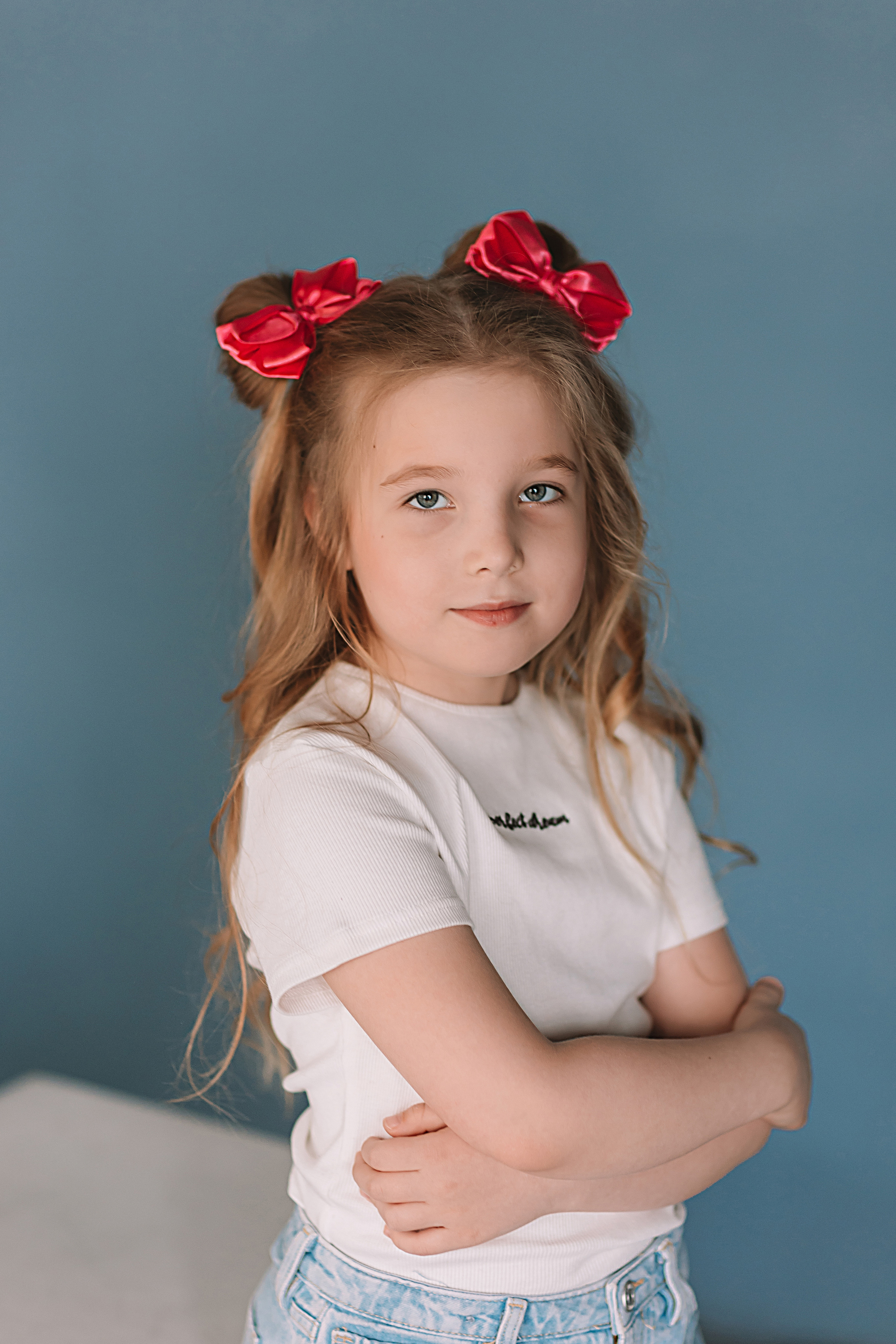 Садик в фотостудии. Семейный фотограф Тюмень, фотограф на роды Салмина Мария