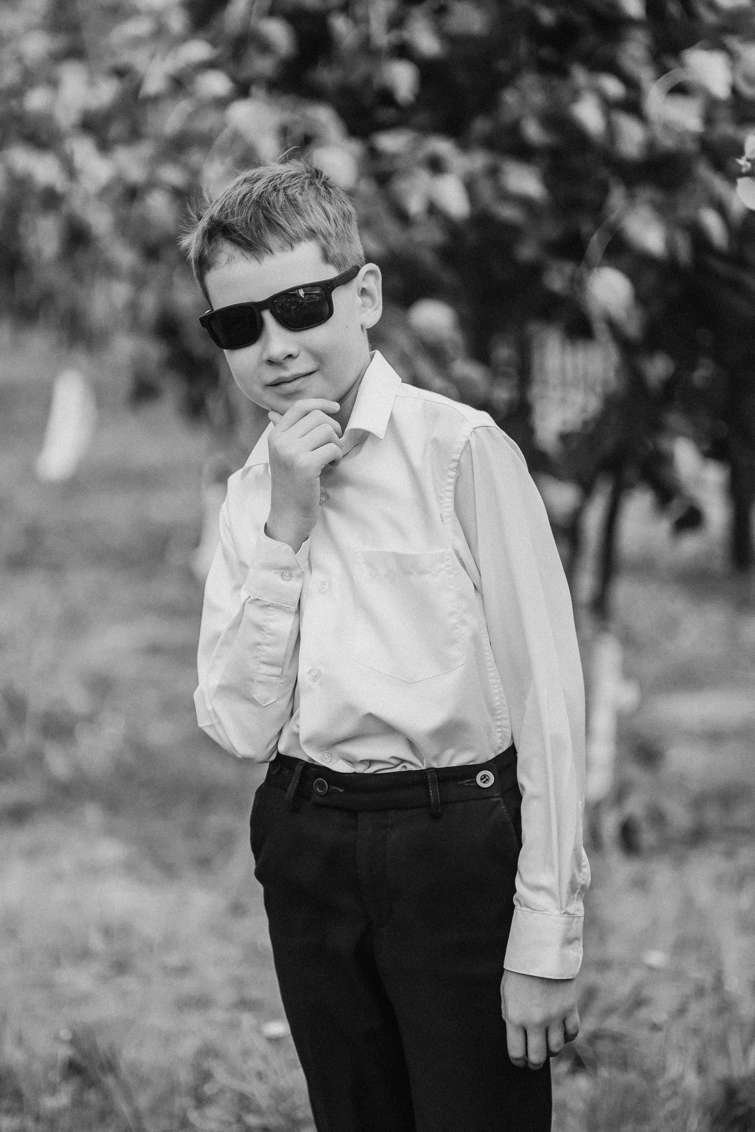 3 класс у школы. Семейный фотограф Тюмень, фотограф на роды Салмина Мария